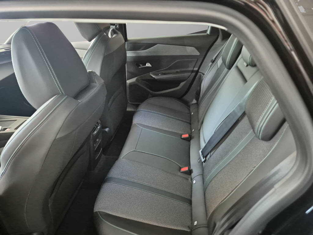 PEUGEOT 308 SW 1.2 Hybrid Allure-image-6