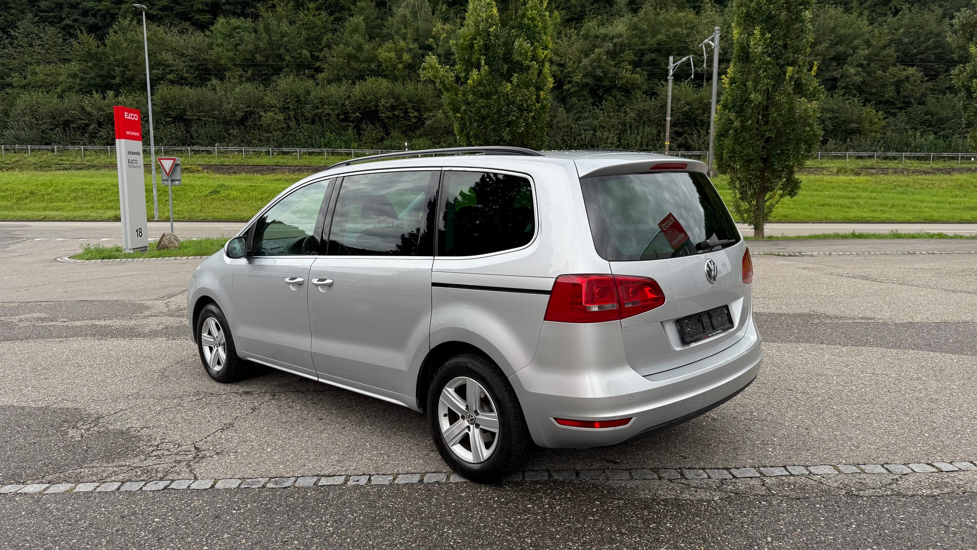 VW Sharan 1.4 TSI BMT Startline Comfortline-image-4