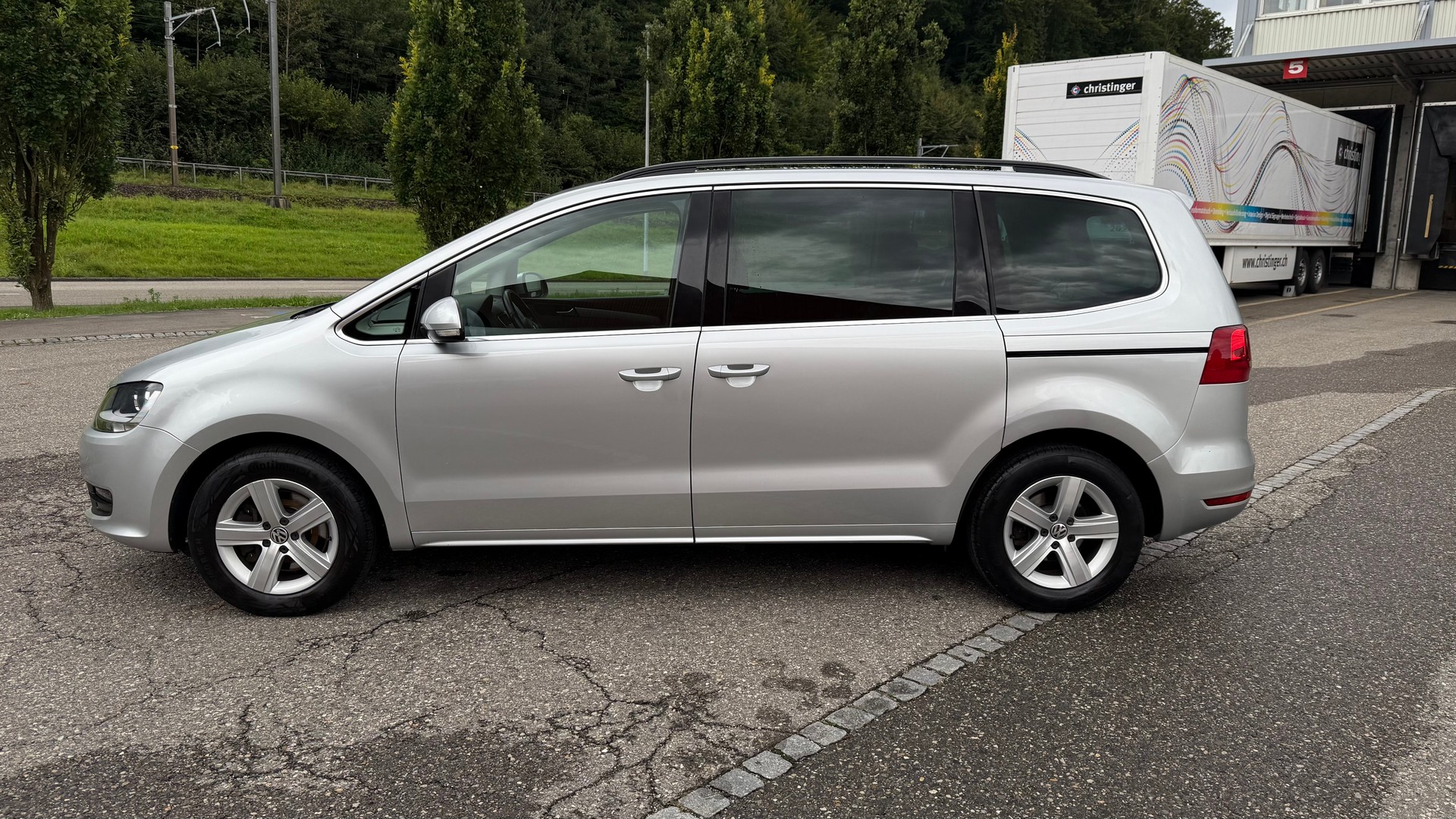 VW Sharan 1.4 TSI BMT Startline Comfortline-image-12