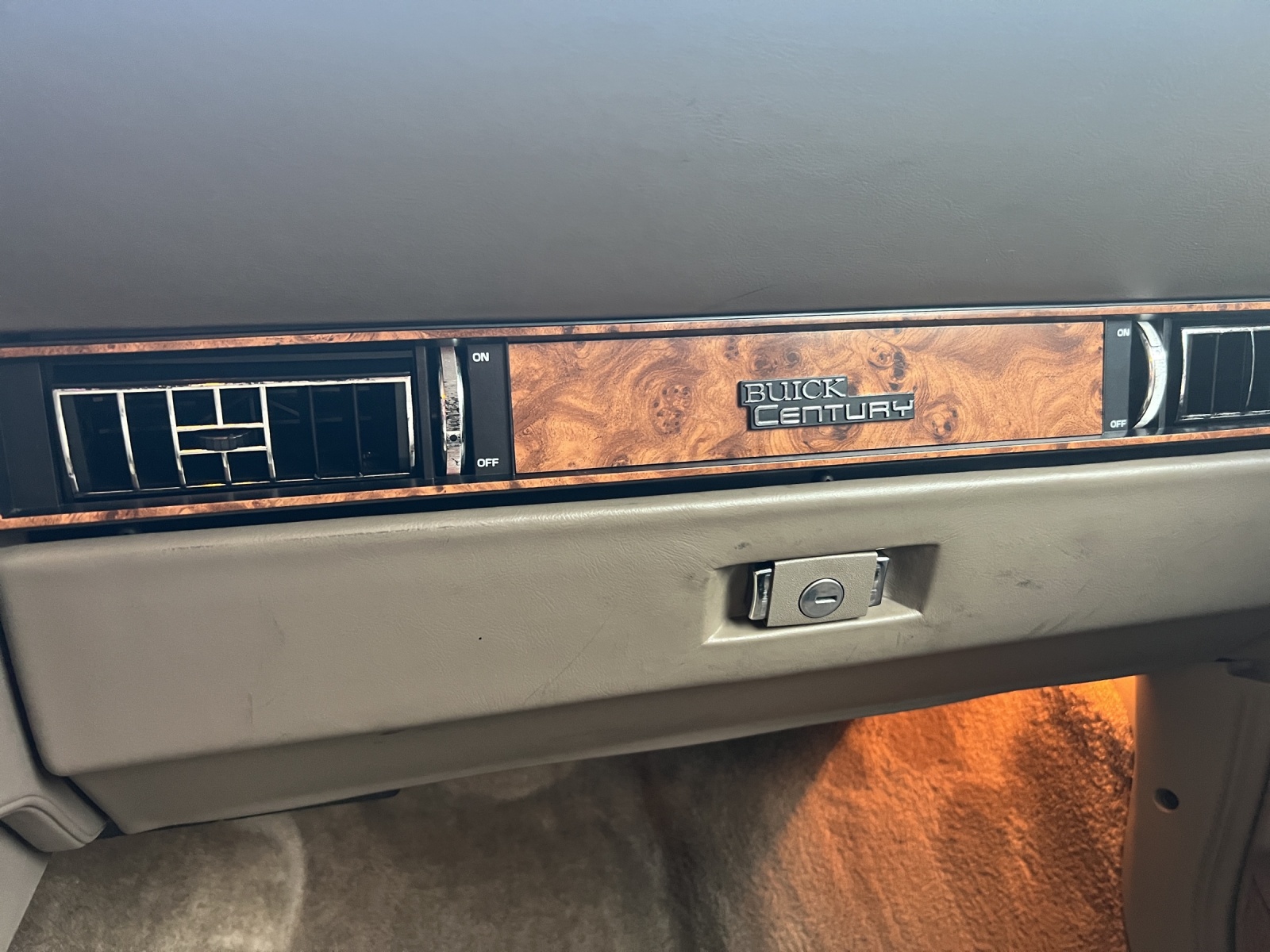 BUICK CENTURY-image-23