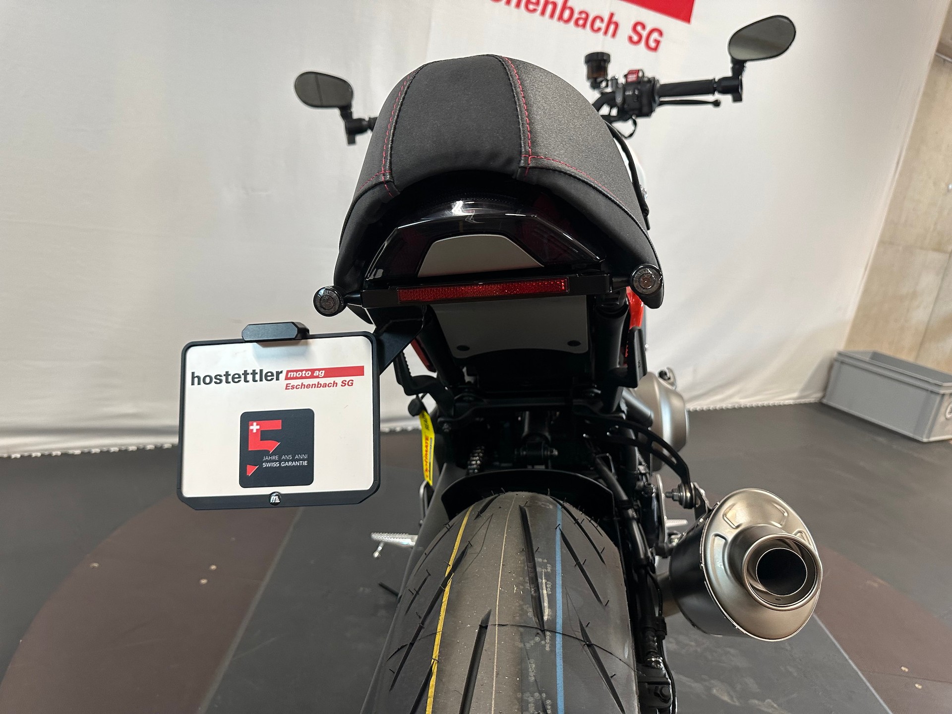 YAMAHA XSR 900-image-8