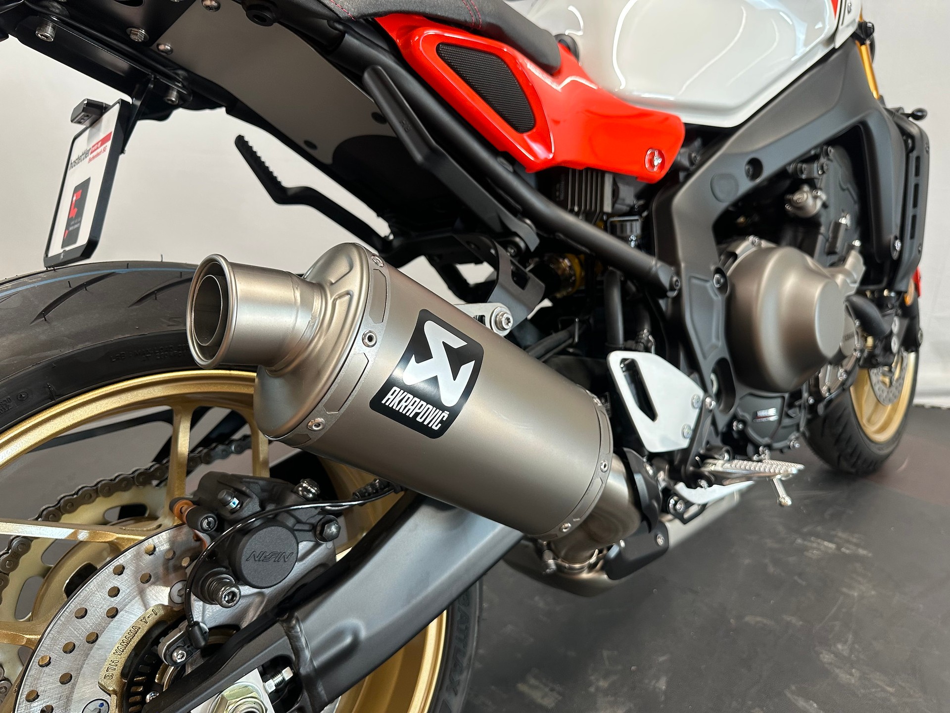 YAMAHA XSR 900-image-6