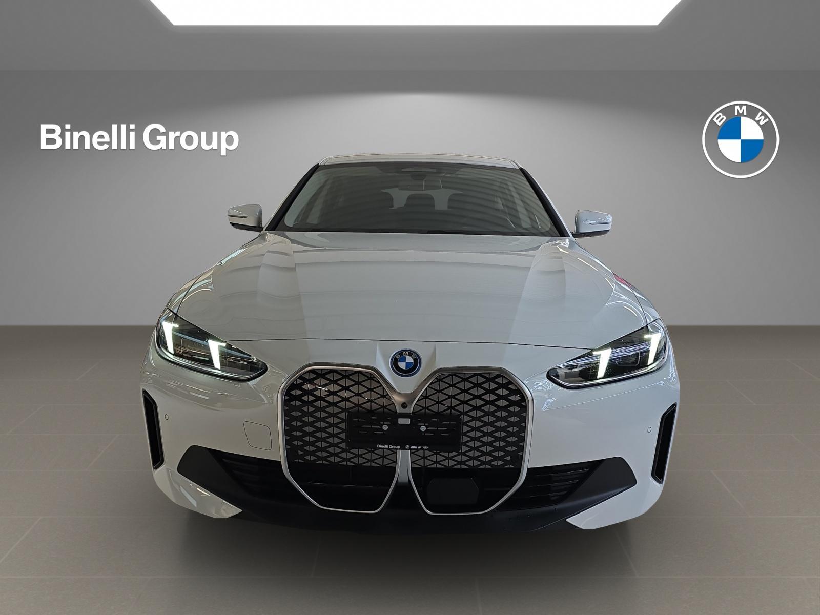 BMW i4 eDrive 35-showroom-element-1