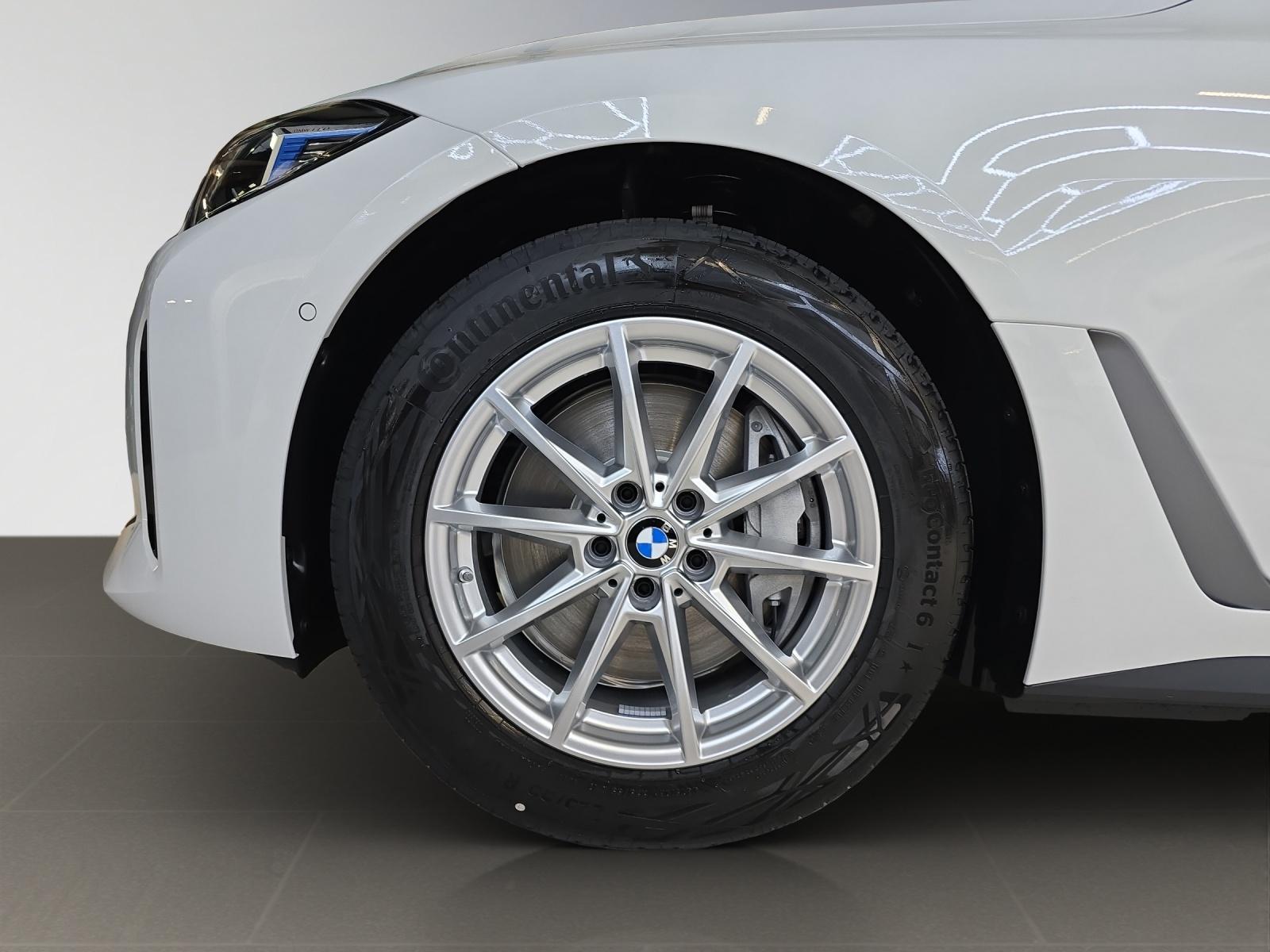 BMW i4 eDrive 35-image-8