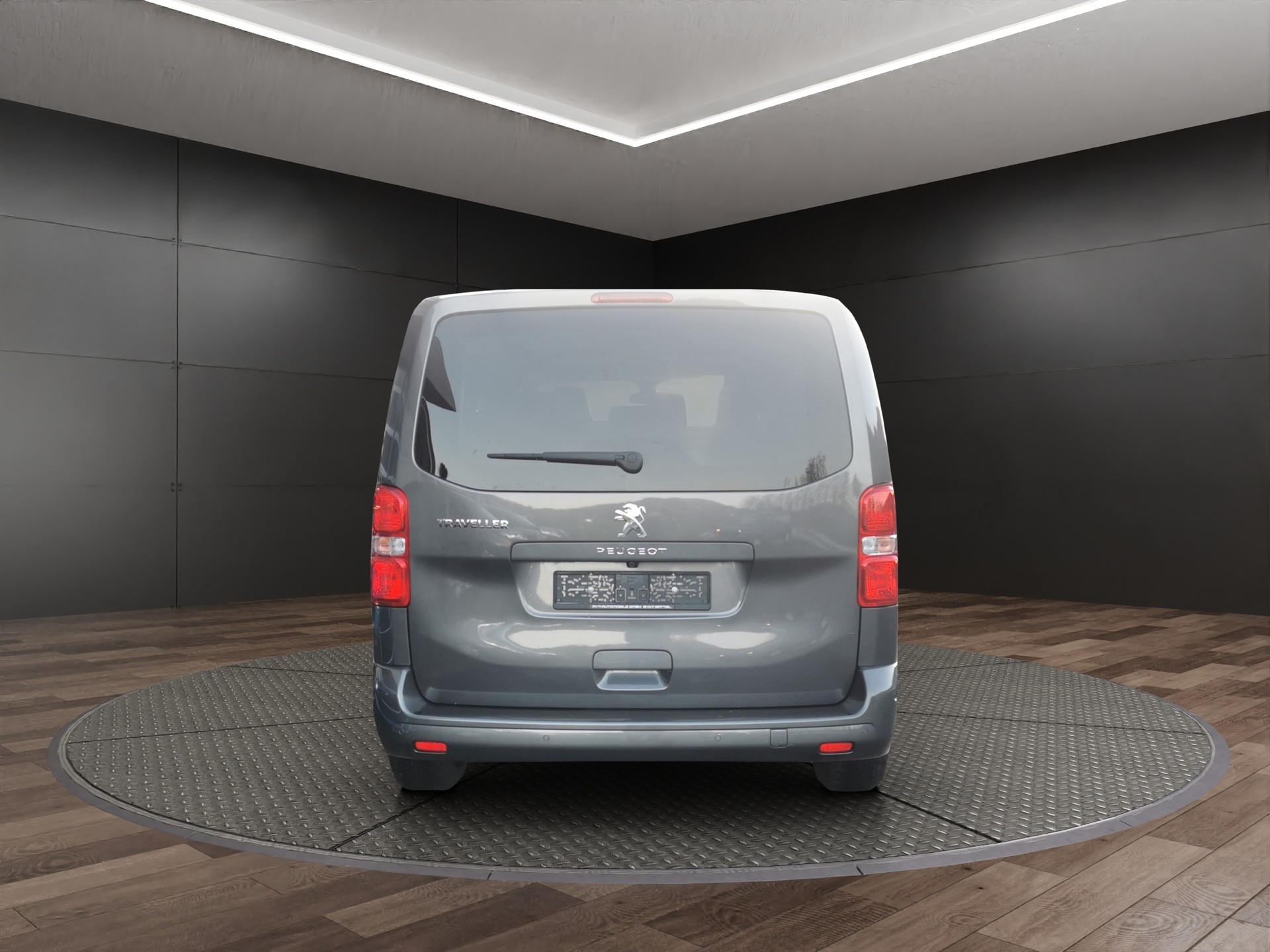 PEUGEOT Traveller 2.0 BlueHDi Business Standard EAT8-image-4