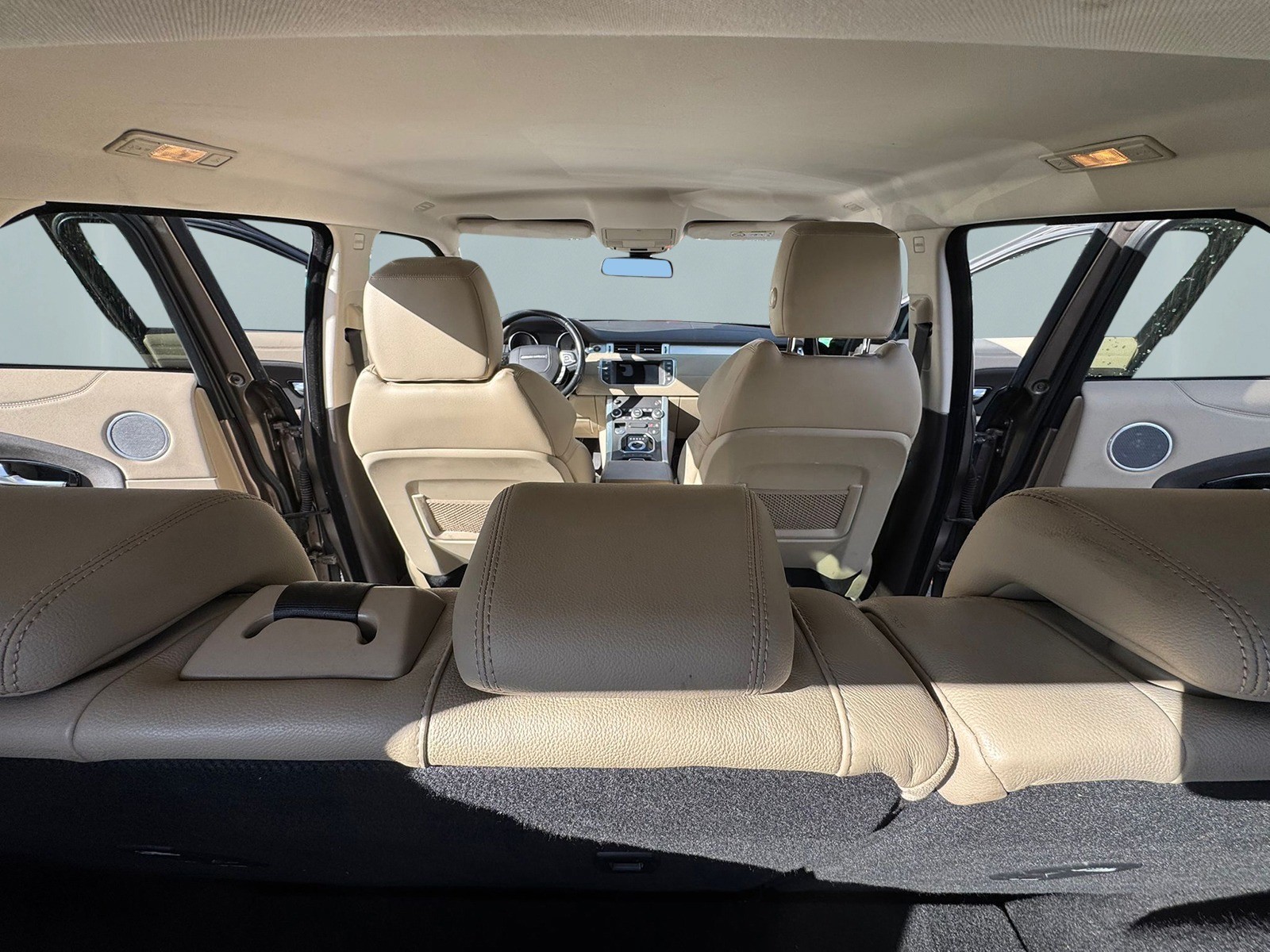 LAND ROVER Range Rover Evoque 2.0 TD4 SE Dynamic-image-5