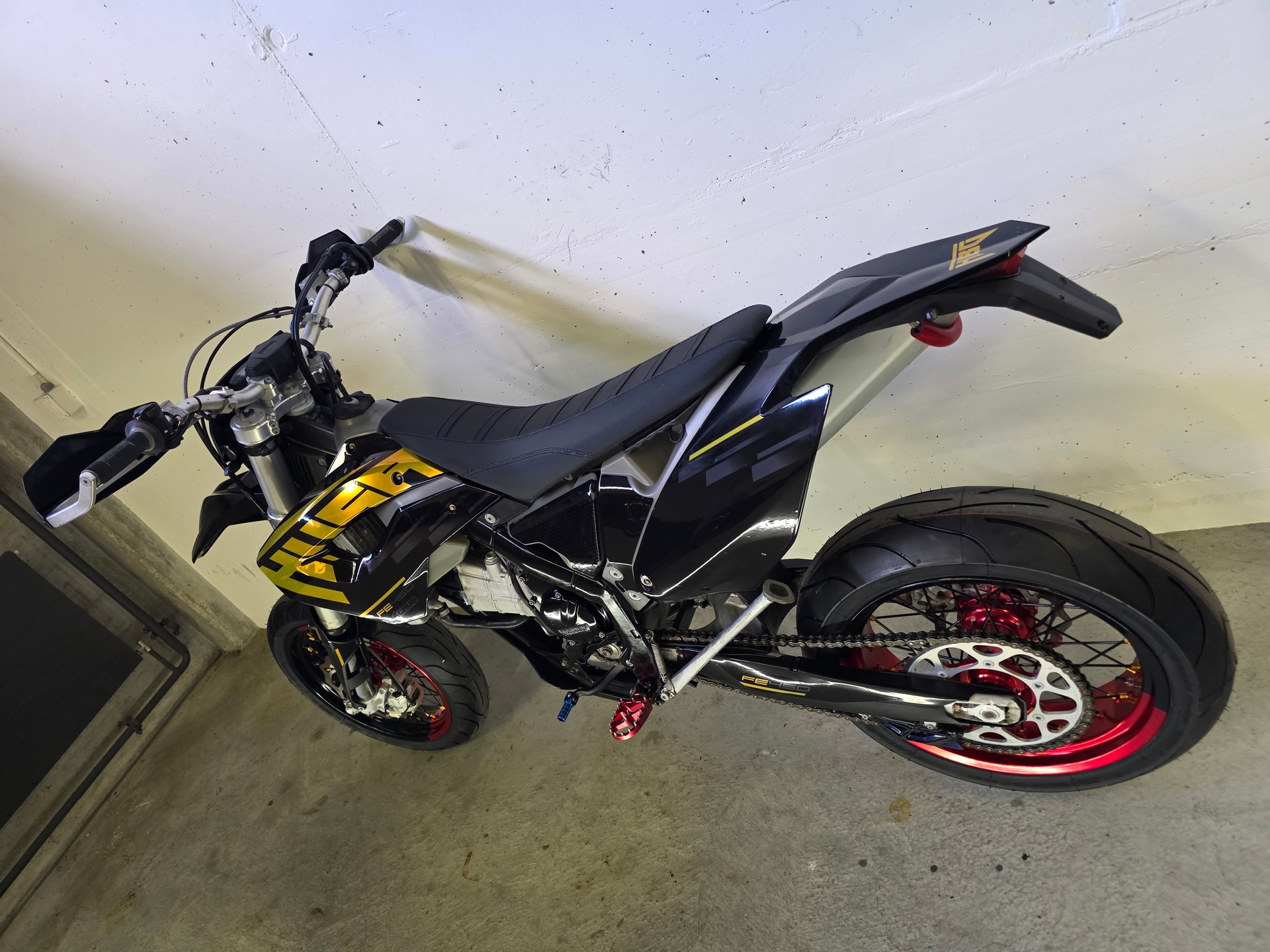 HUSABERG FS 570 Supermoto E-Start-image-7