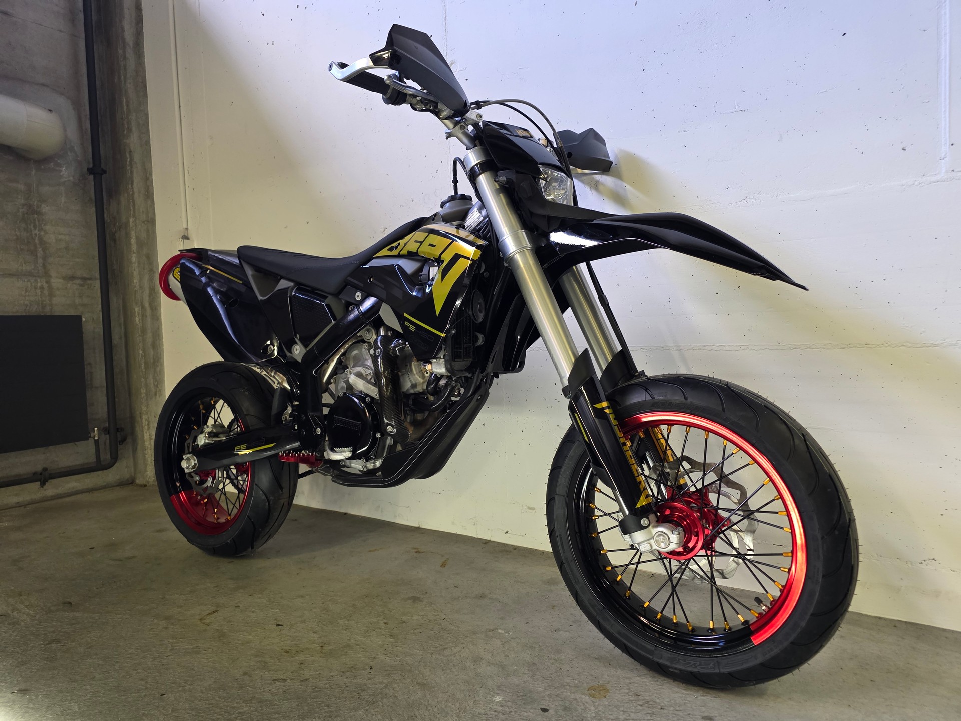HUSABERG FS 570 Supermoto E-Start-image-3