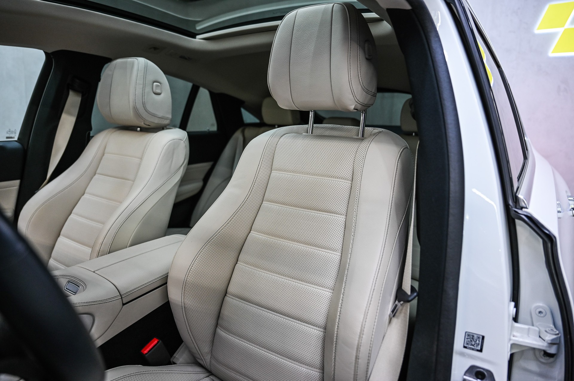 MERCEDES-BENZ GLE 400 d 4matic Coupé-image-21