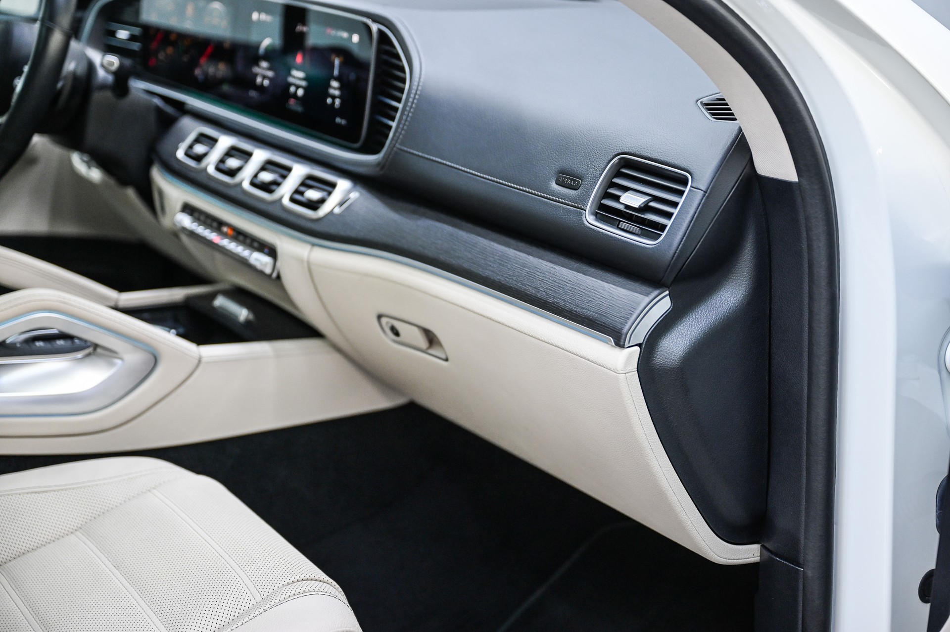 MERCEDES-BENZ GLE 400 d 4matic Coupé-image-28