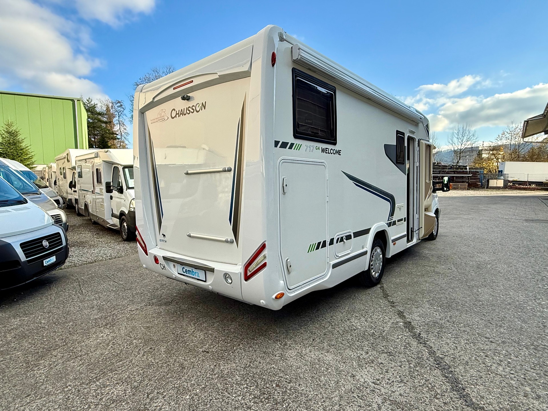 FORD Chausson 717 GA - Längsbetten - Klima-showroom-element-2