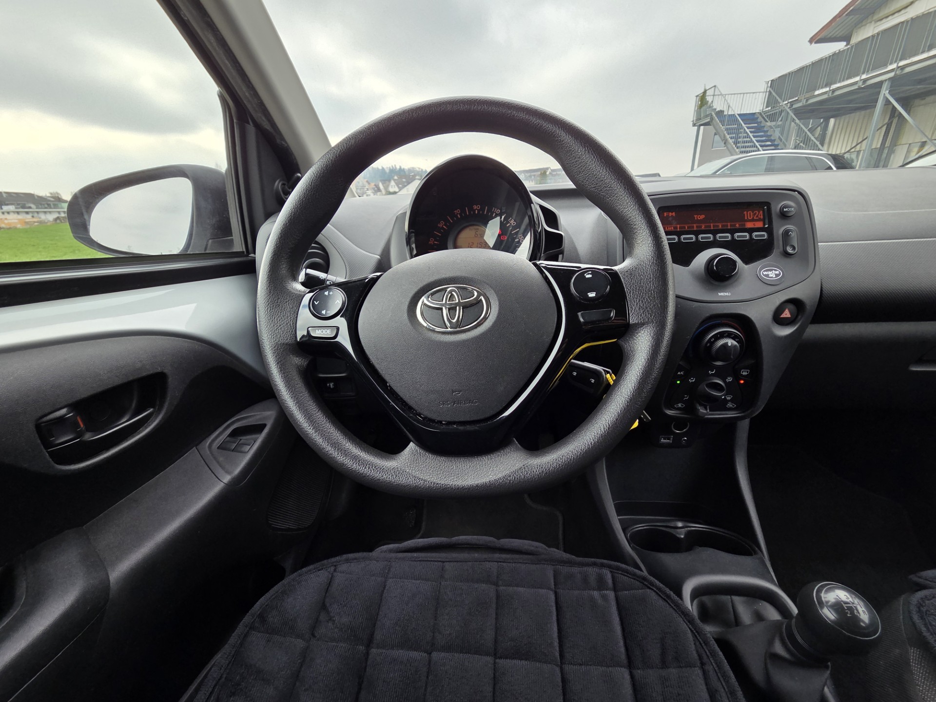 TOYOTA Aygo 1.0 VVT-i x-image-6