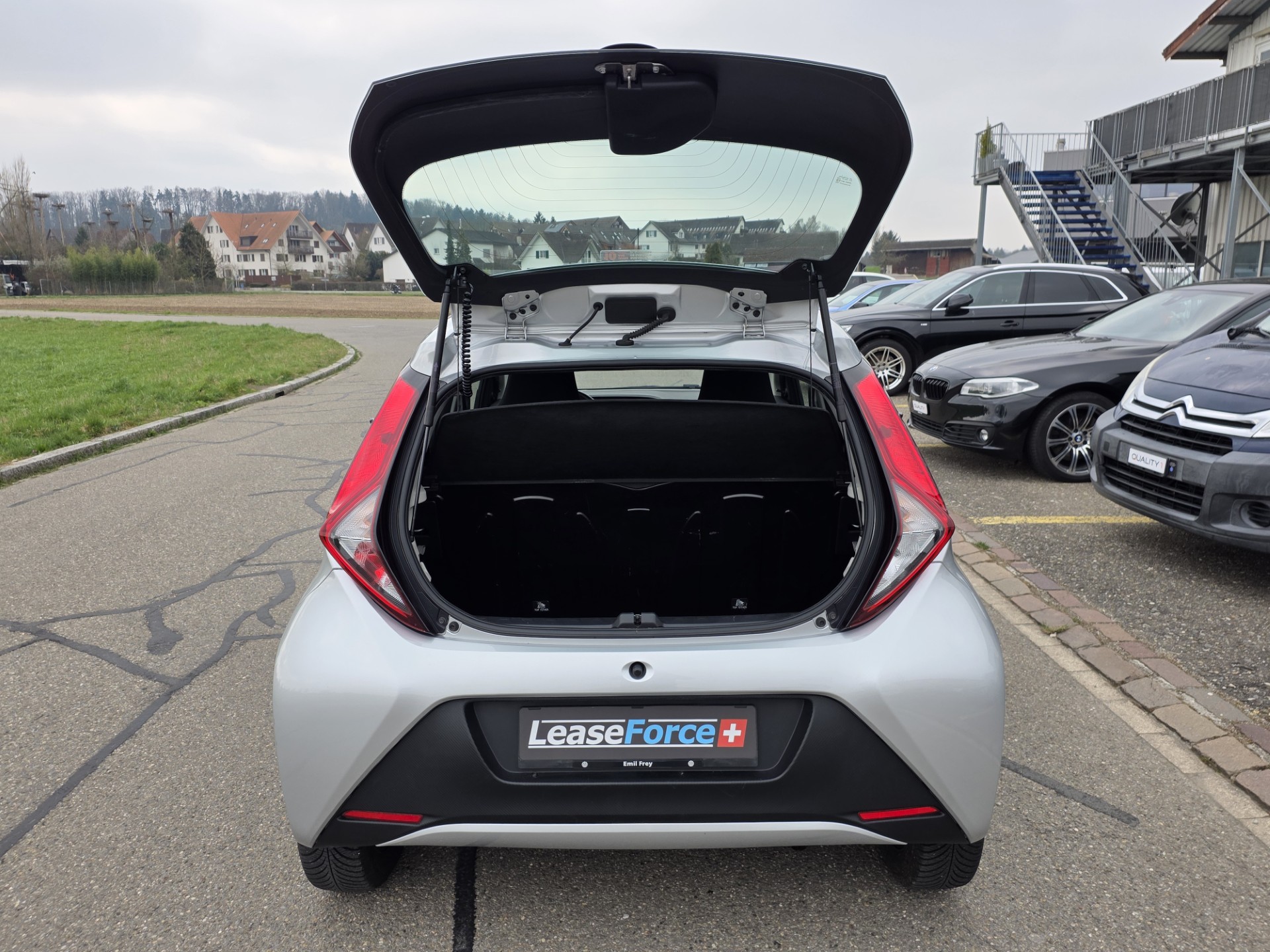 TOYOTA Aygo 1.0 VVT-i x-image-4