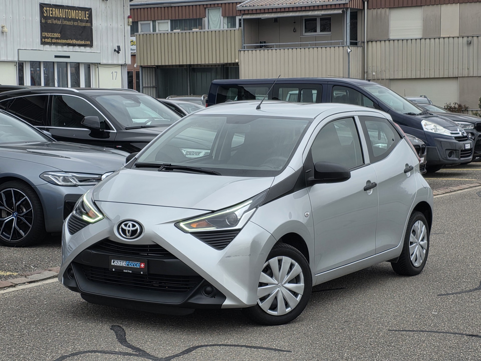 TOYOTA Aygo 1.0 VVT-i x-image-1