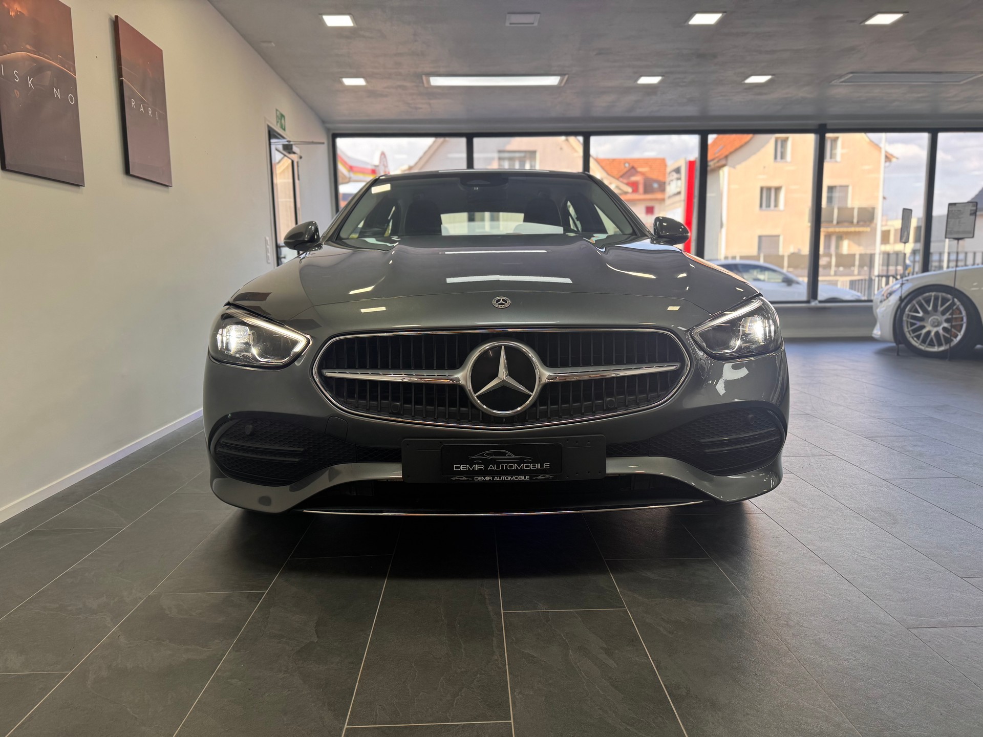 MERCEDES-BENZ C 200 Avantgarde Premium *LED High Performance / Metallic / 360 Kamera / Keyless GO / Ambientebeleuchtung / Fahrassistenz Plus*-image-1