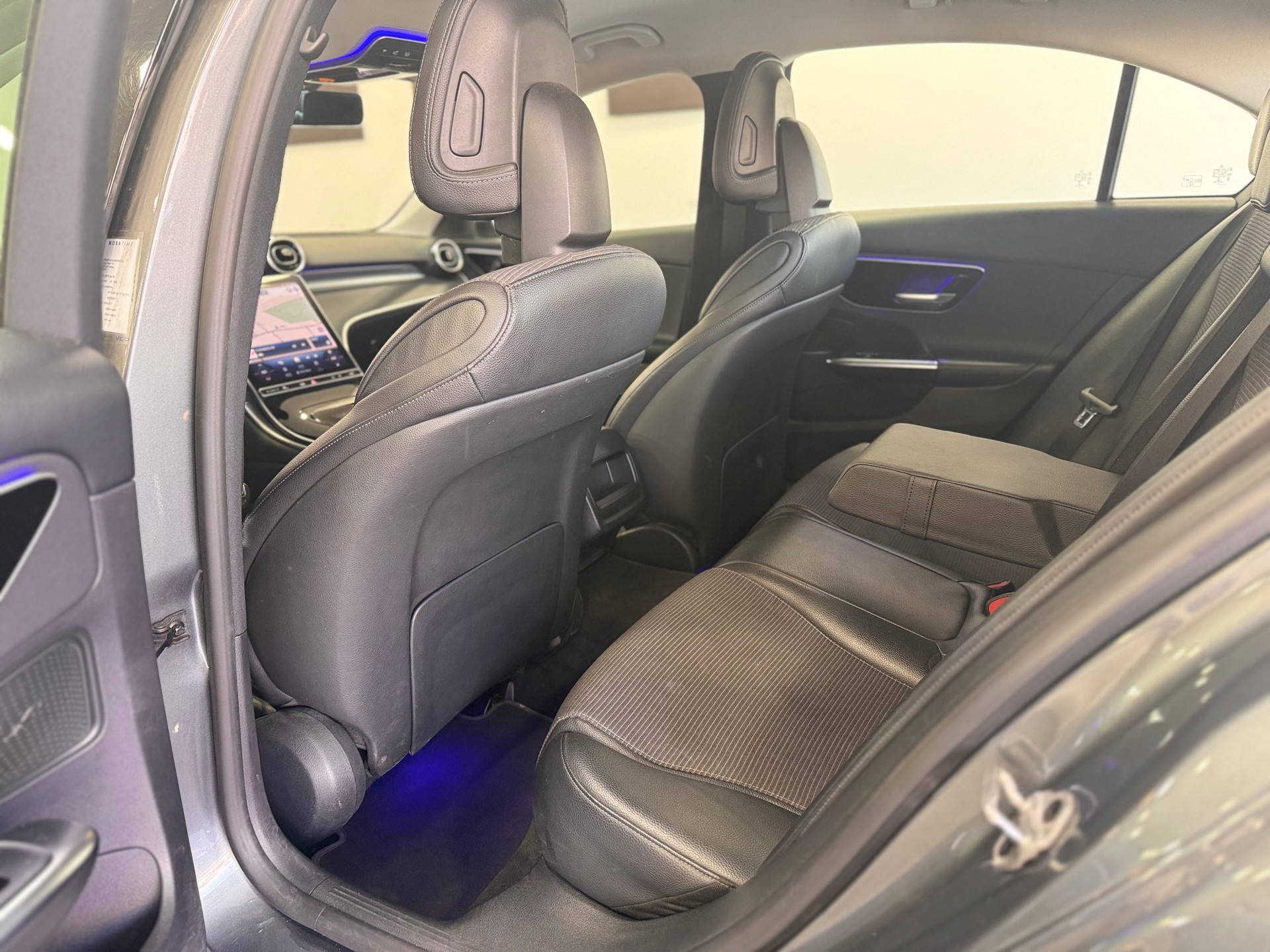 MERCEDES-BENZ C 200 Avantgarde Premium *LED High Performance / Metallic / 360 Kamera / Keyless GO / Ambientebeleuchtung / Fahrassistenz Plus*-image-8