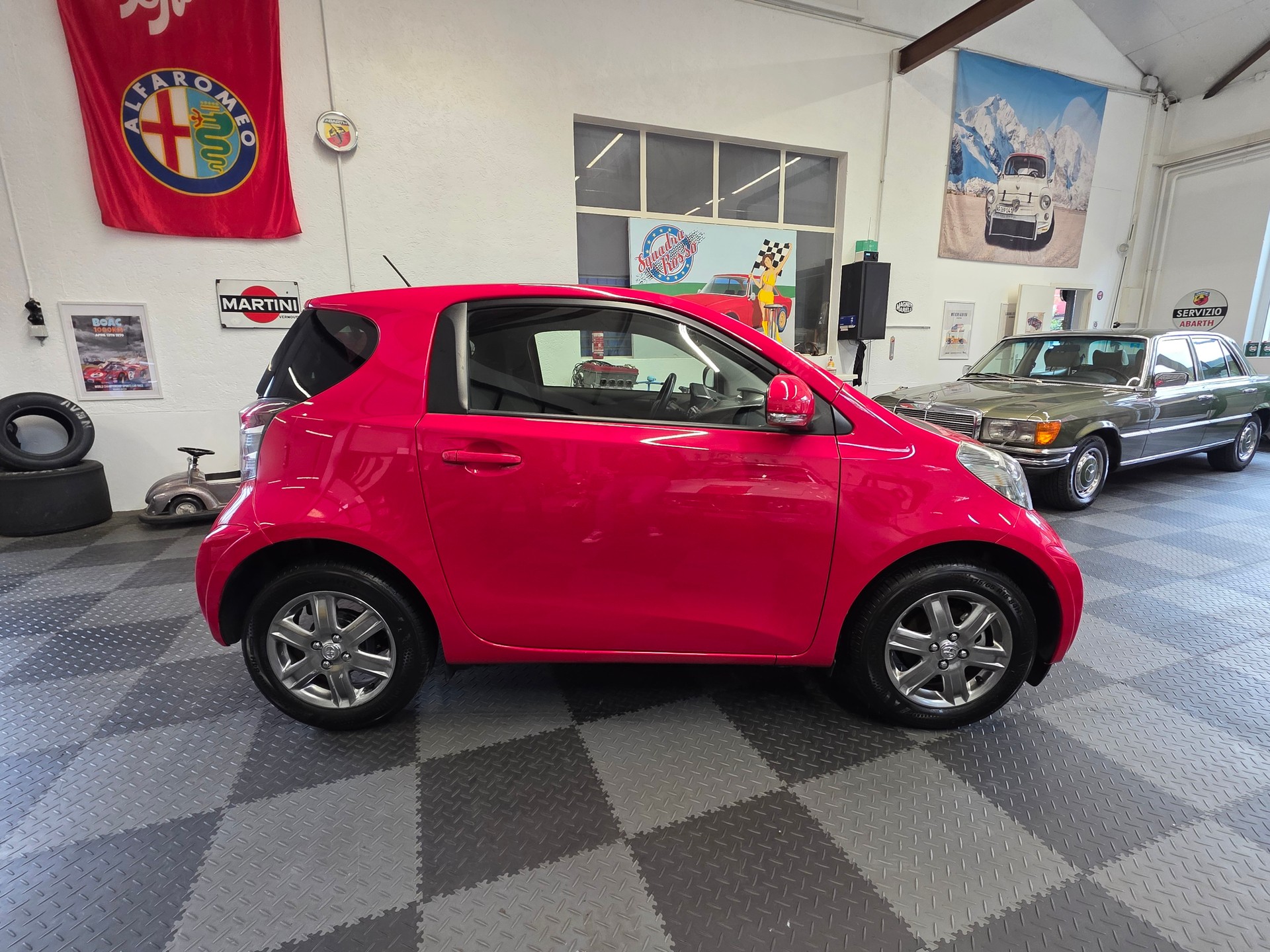 TOYOTA iQ 1.0 VVT-i Linea Terra-image-8
