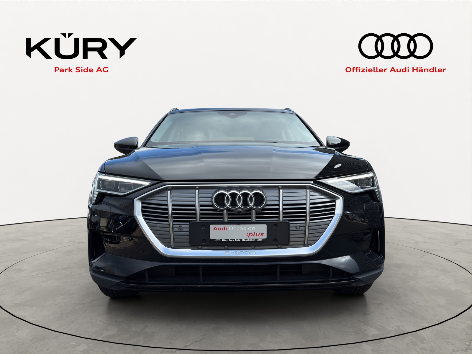 AUDI e-tron 55 Sportback quattro-showroom-element-1