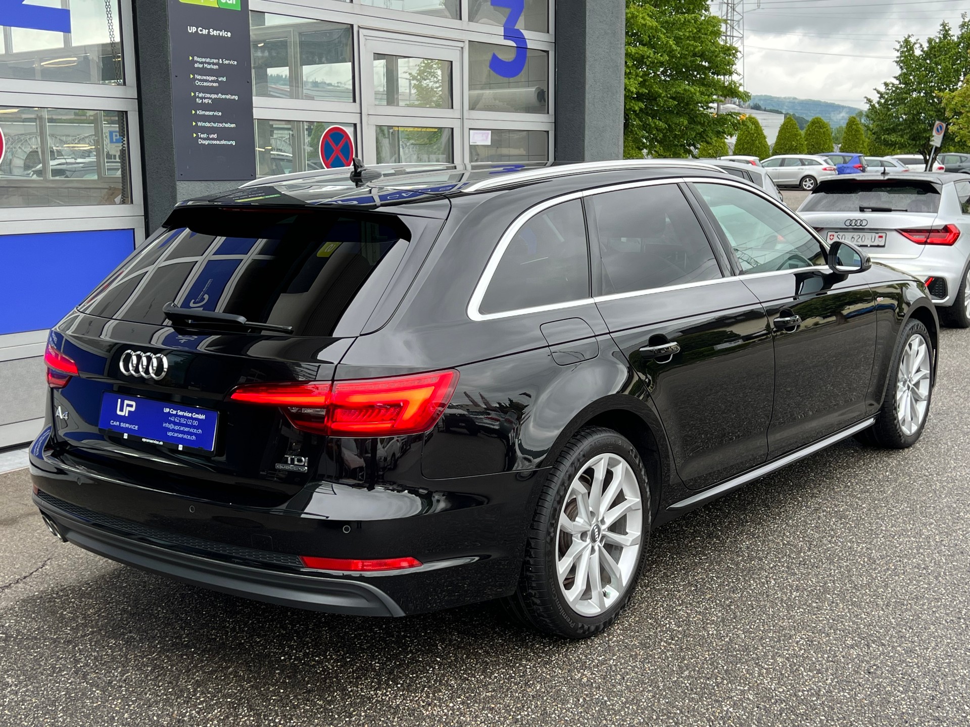 AUDI A4 Avant 2.0 TDI 190 Sport quattro S-Tronic-image-4
