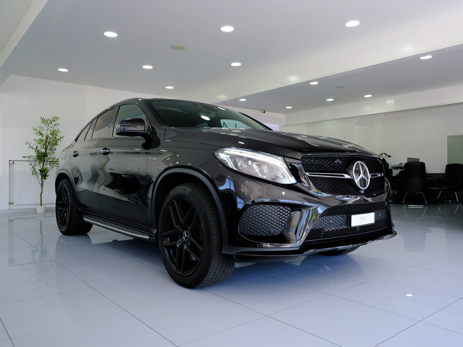 MERCEDES-BENZ GLE Coupé 43 AMG 4Matic 9G-Tronic-showroom-element-1