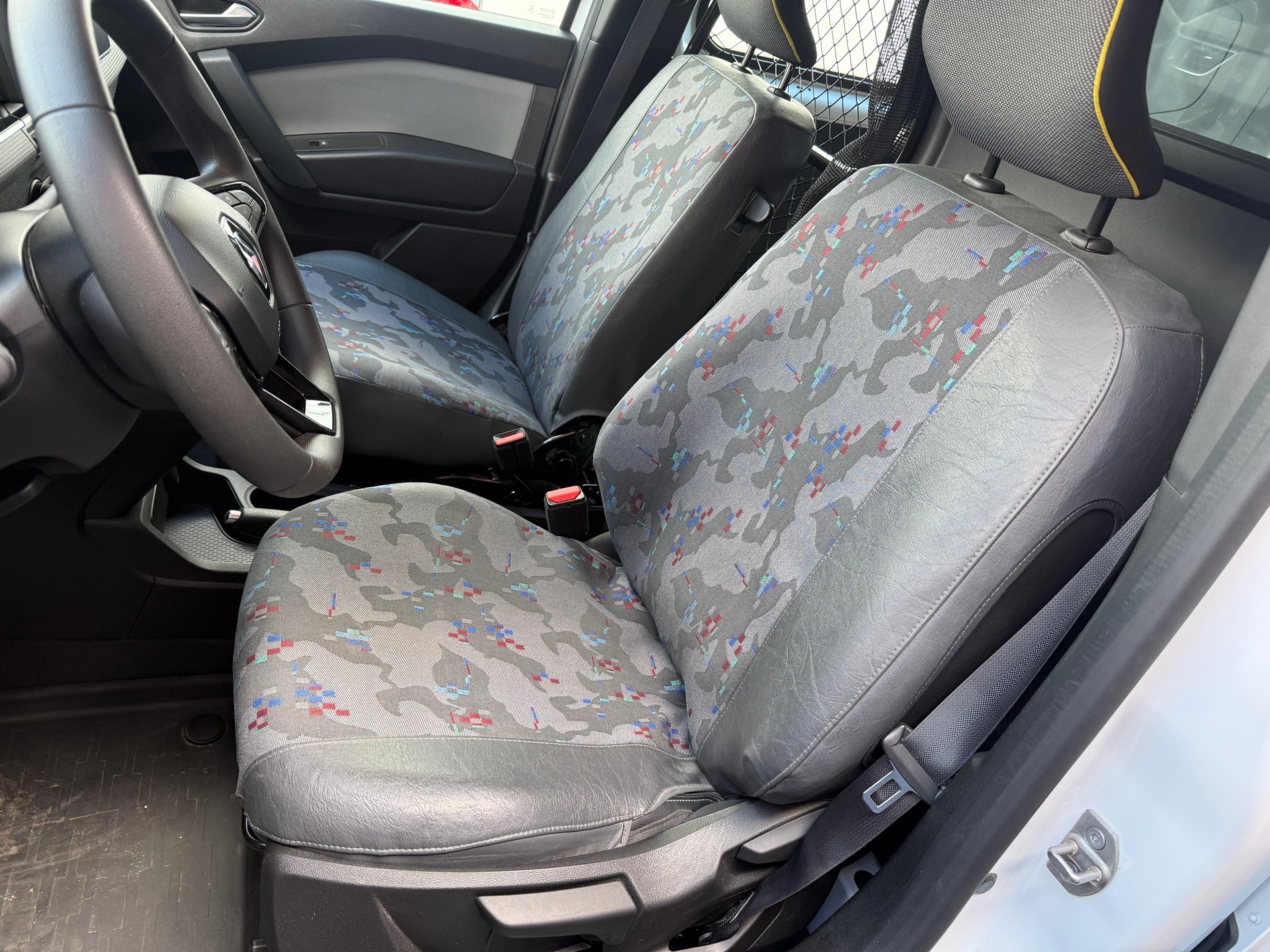 RENAULT Kangoo Van 1.5 dCi 95 Extra-image-5