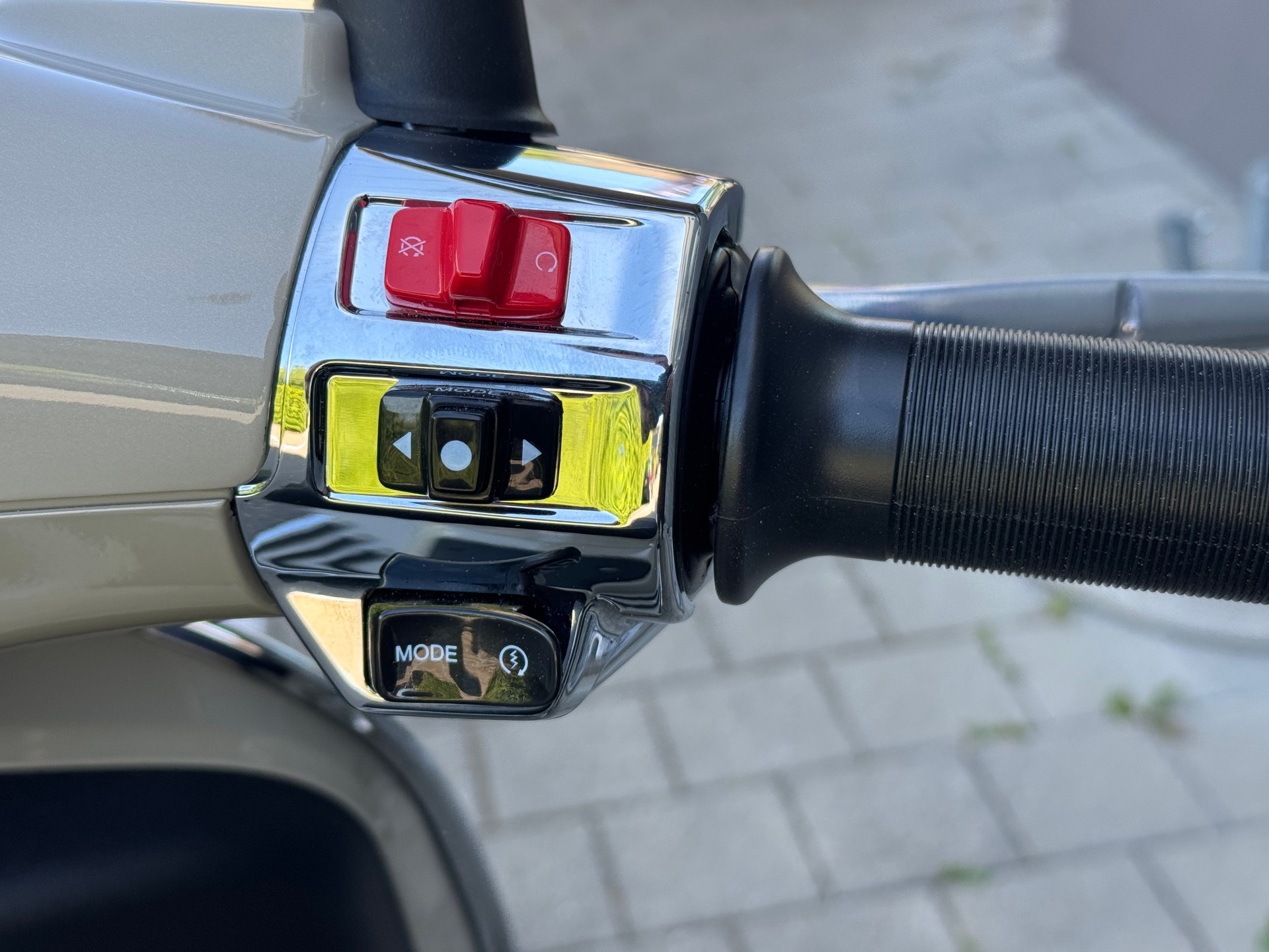 PIAGGIO Vespa 125 Primavera 2026 Keyless Go & LCD Display-image-7