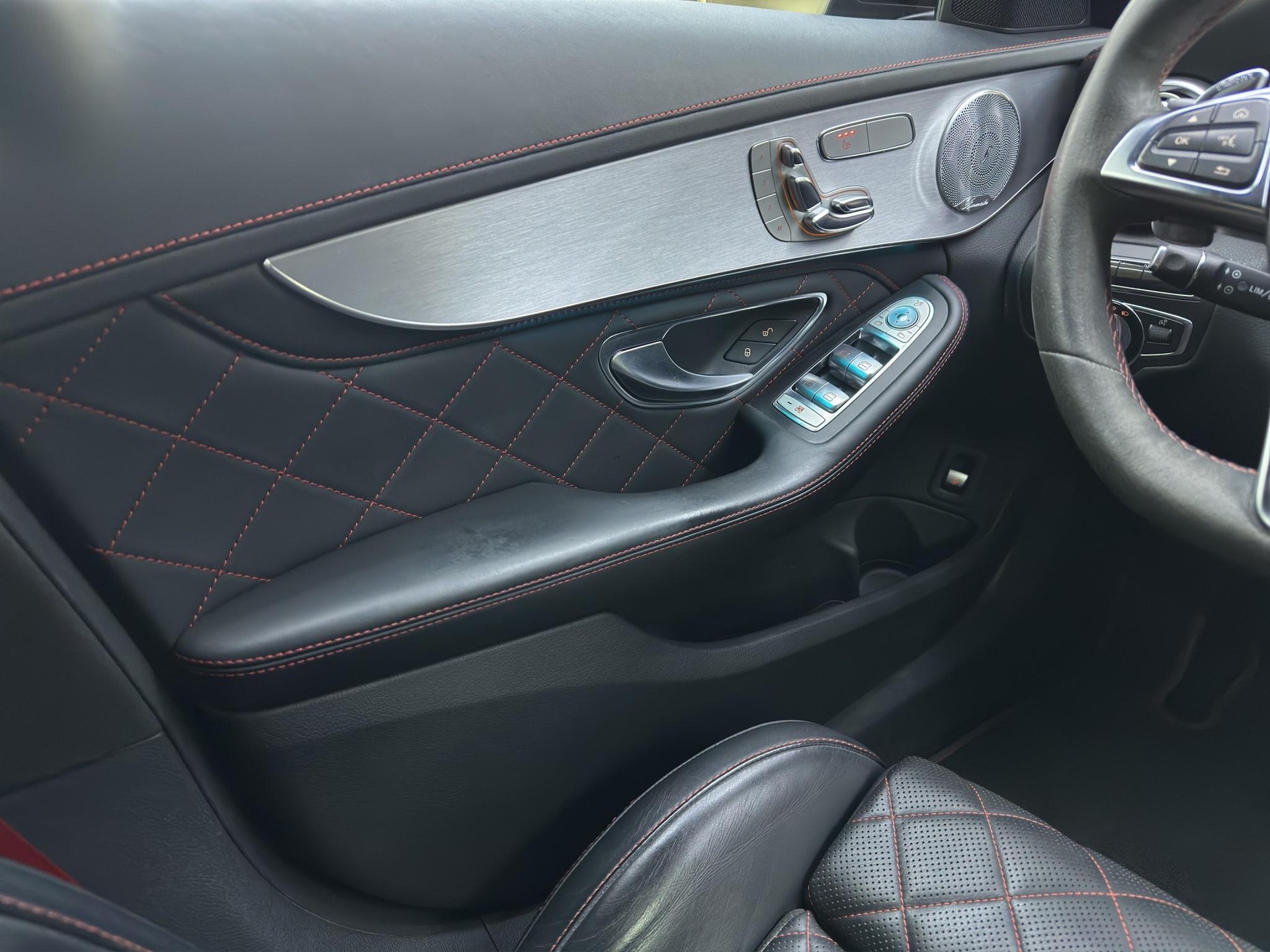 MERCEDES-BENZ C 63 S AMG Edition 1 Speedshift-image-10