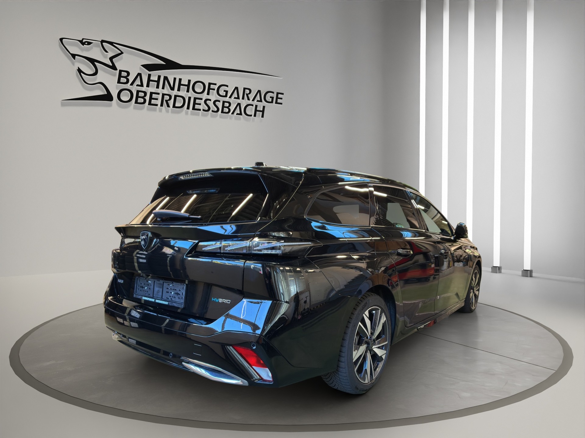 PEUGEOT 308 SW 1.6 PHEV 225 GT-image-4