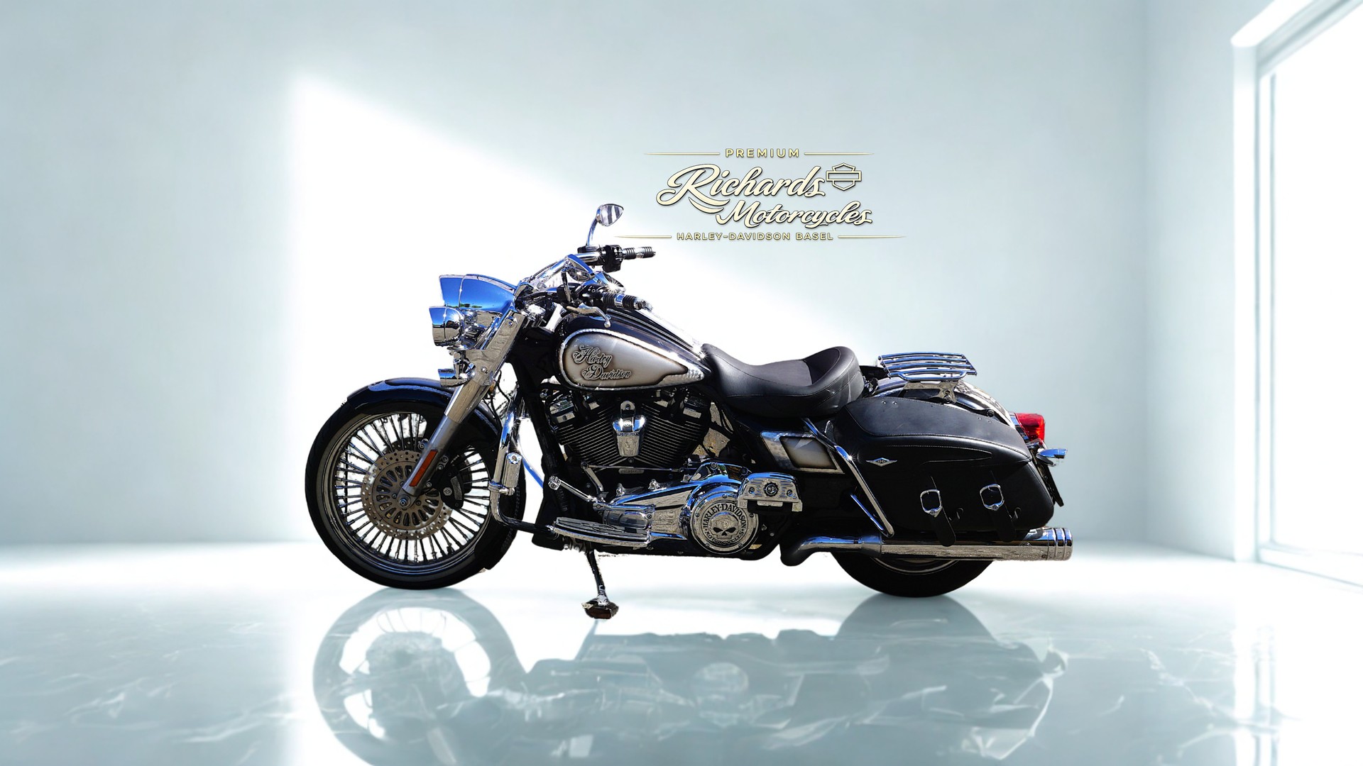 HARLEY-DAVIDSON FLHRC Road King Classic 107 ABS-image-3