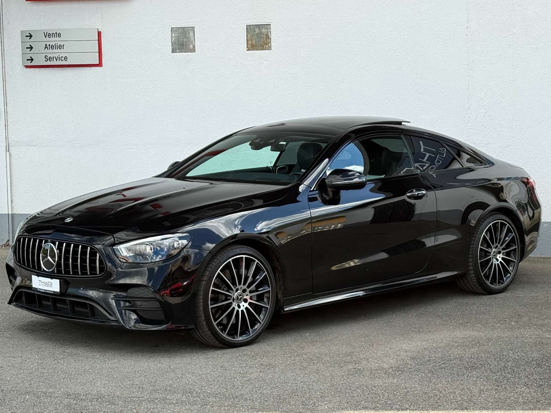 MERCEDES-BENZ E 450 Coupé 4Matic AMG Line 9G-Tronic-showroom-element-3