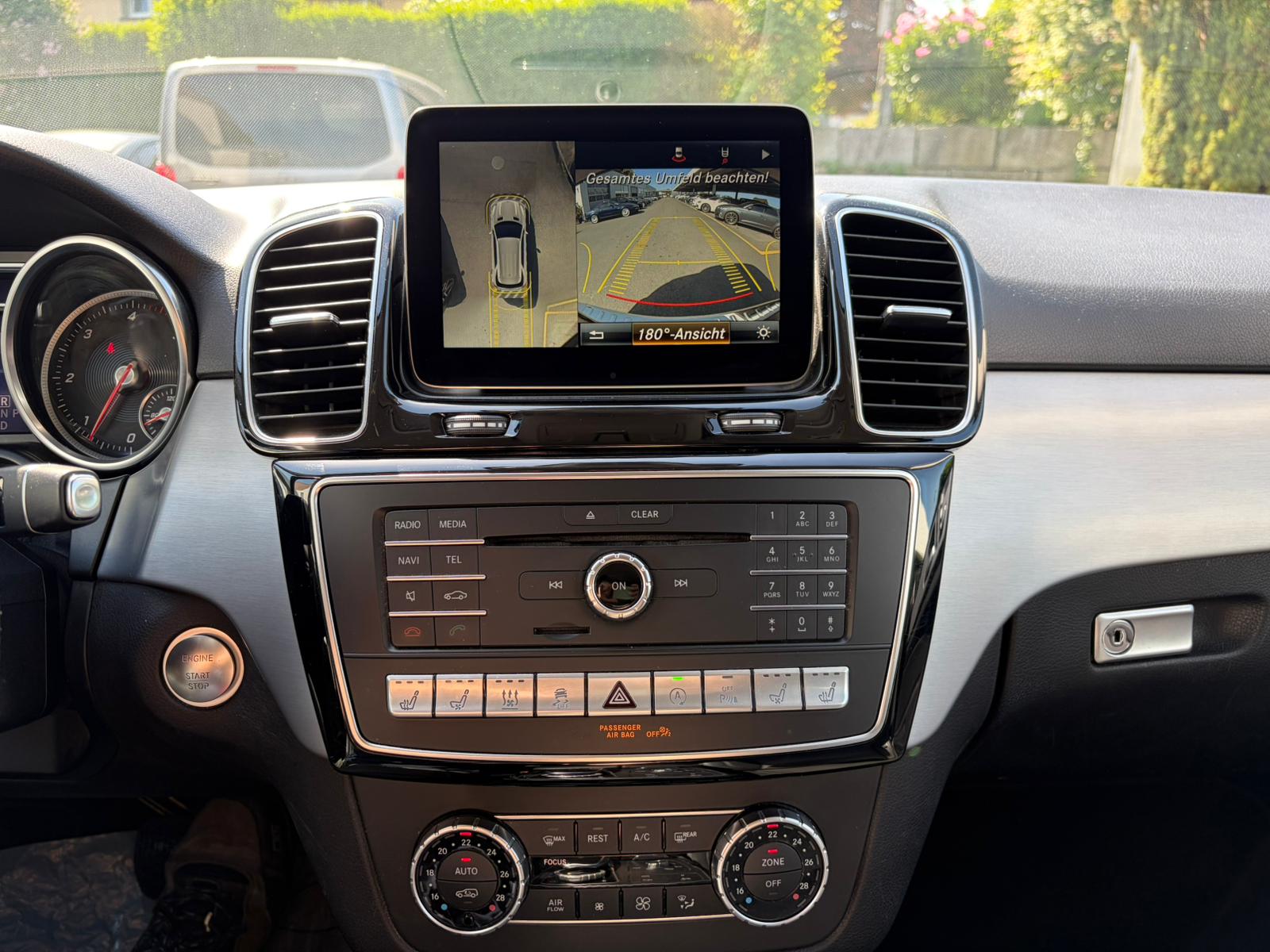 MERCEDES-BENZ GLE 350 d Executive 4Matic 9G-Tronic-image-13