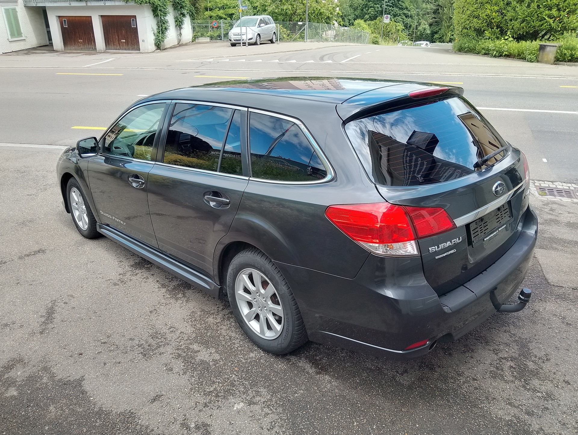 SUBARU Legacy 2.0i Swiss AWD-image-10