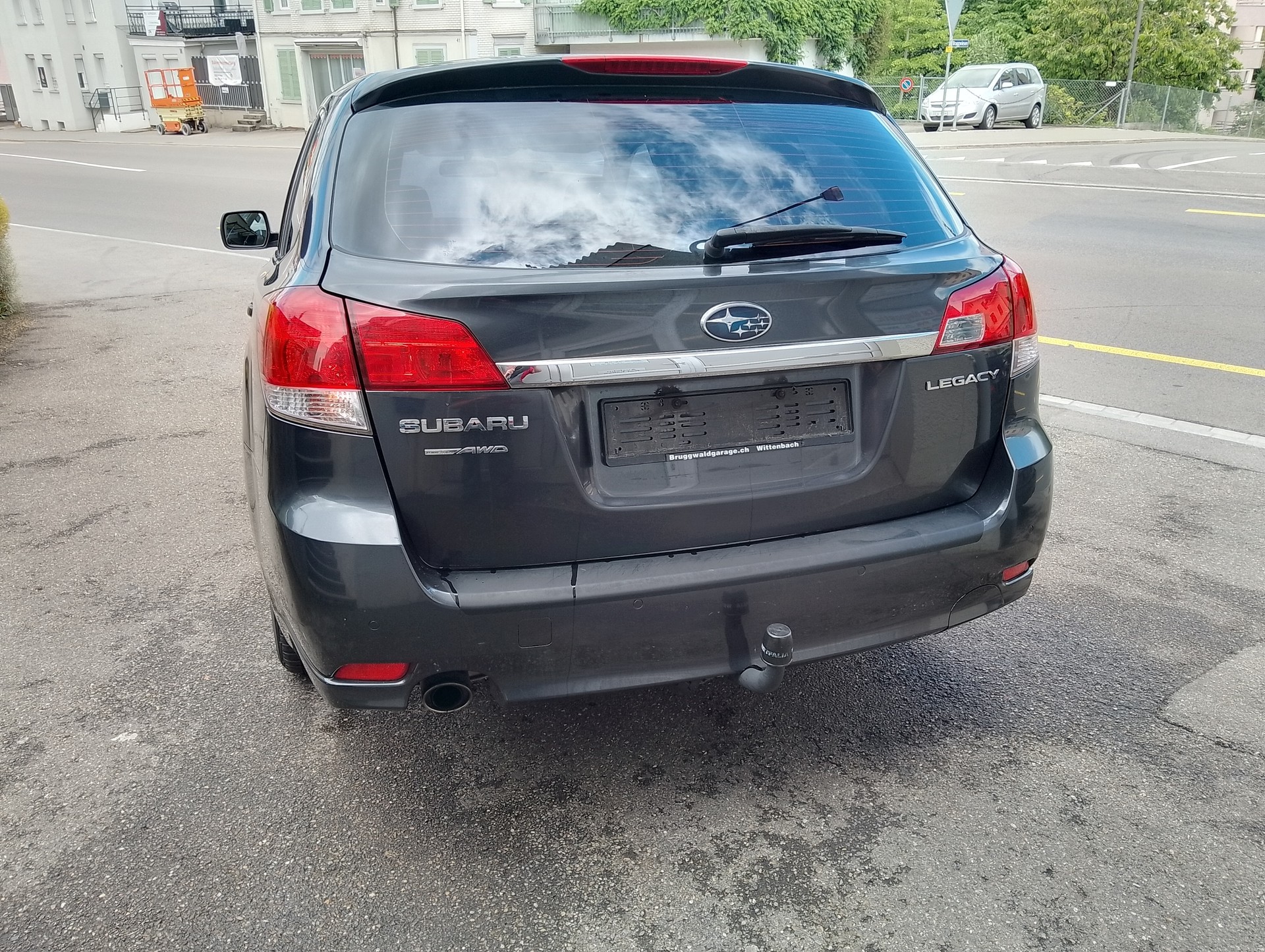 SUBARU Legacy 2.0i Swiss AWD-image-8