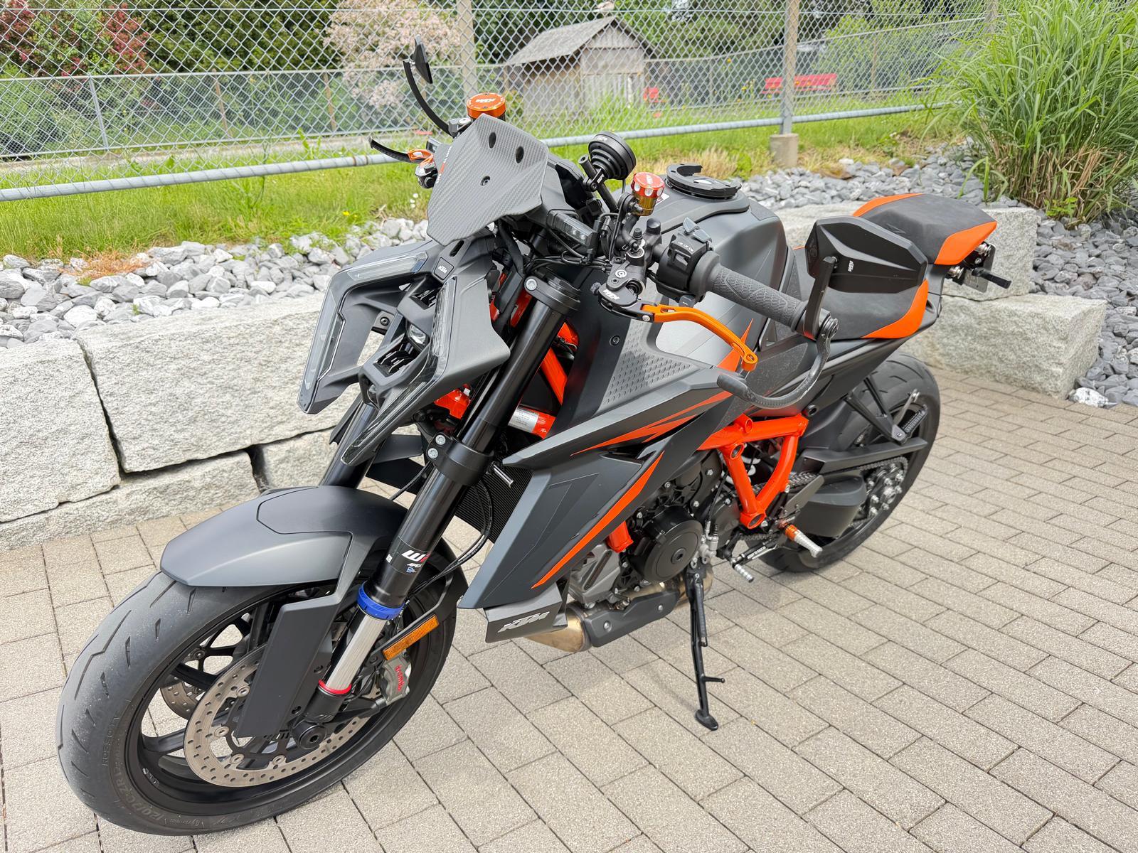 KTM 1390 Super Duke R EVO-image-0