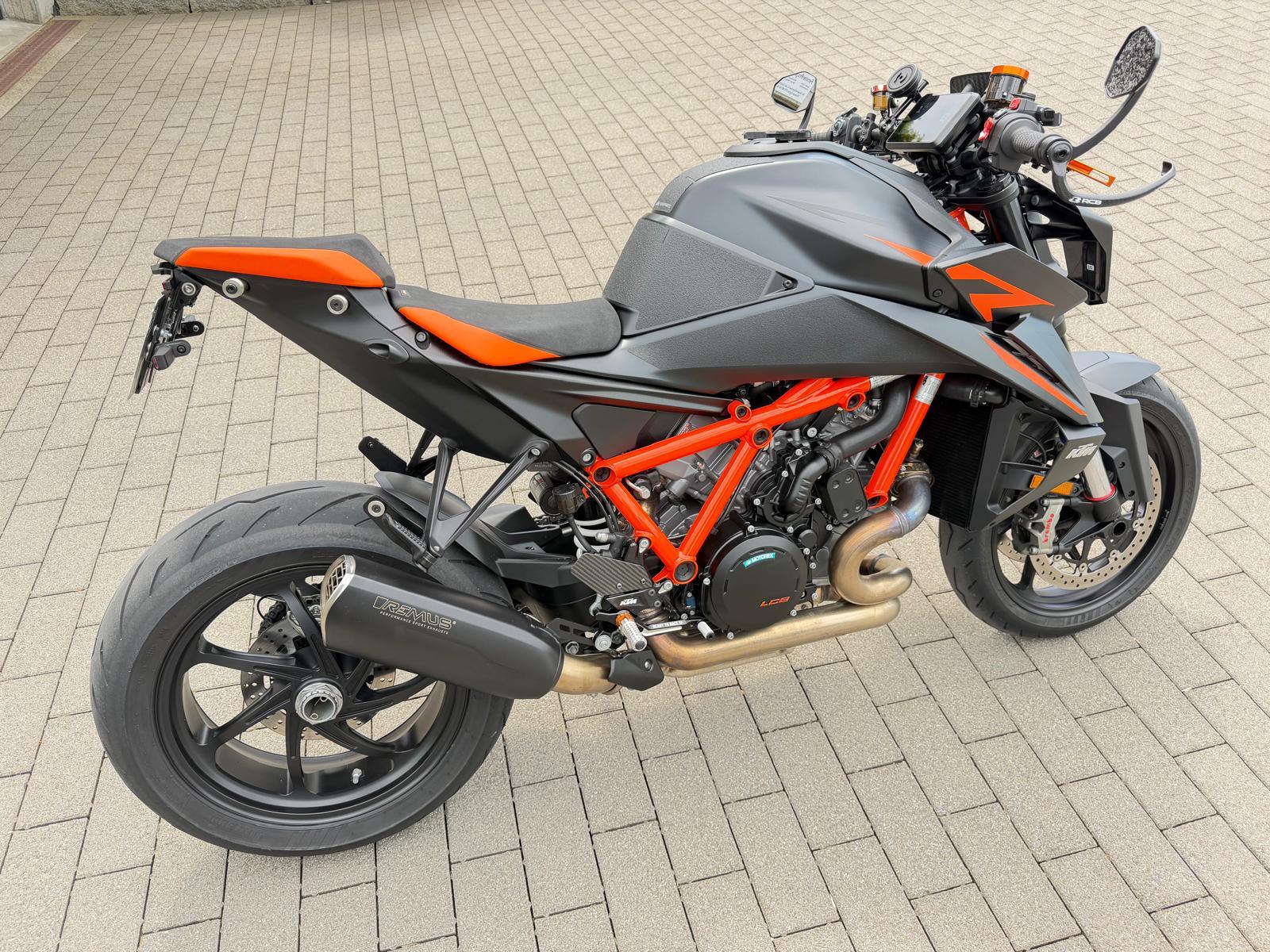 KTM 1390 Super Duke R EVO-image-6