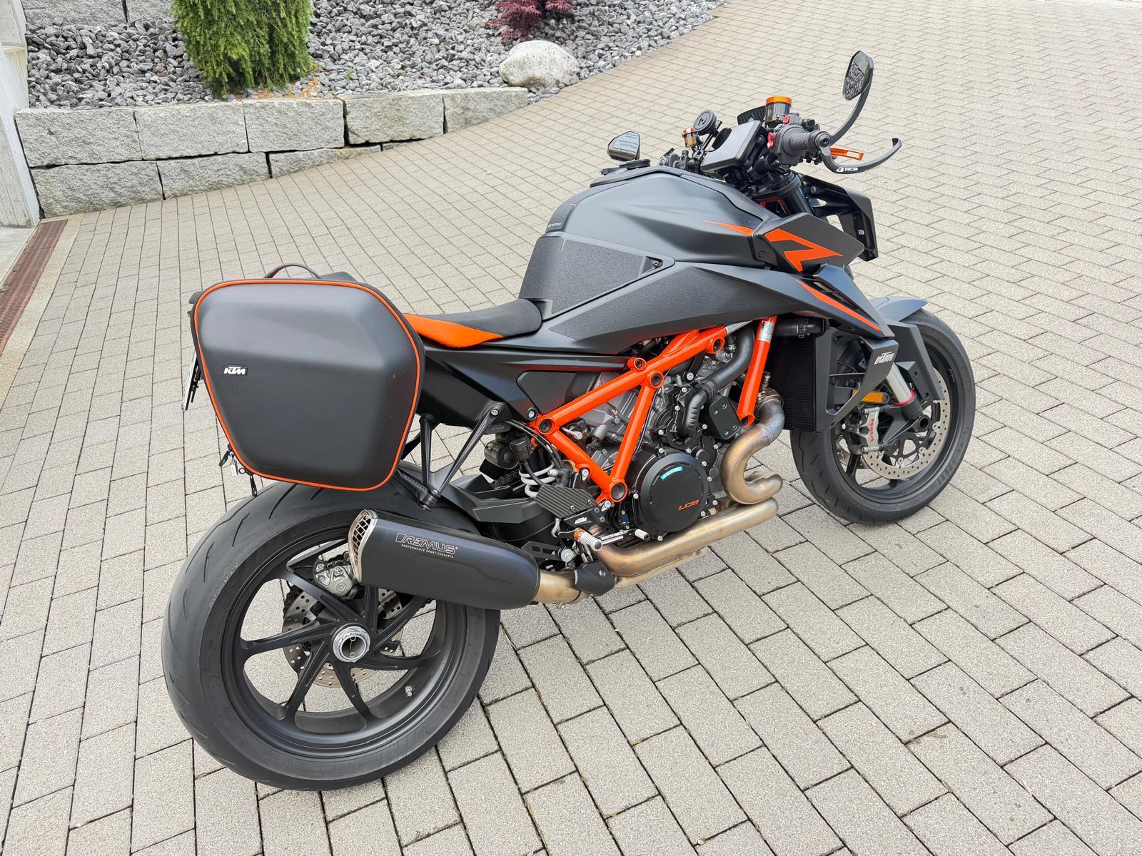 KTM 1390 Super Duke R EVO-image-8