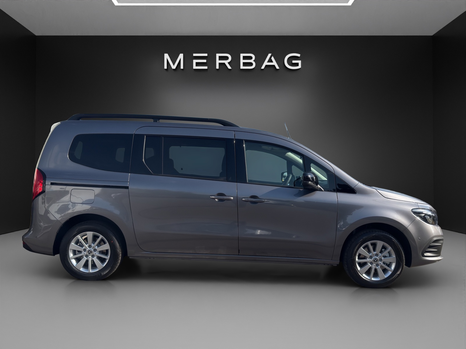 MERCEDES-BENZ EQT 45kWh Premium Plus Lang-image-4