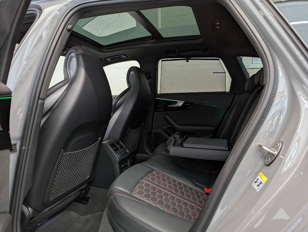 AUDI RS4 Avant 2.9 V6 TFSI quattro T-Tronic*FULL DYNAMIC BLACK-PACK+ DRC PANO HEAD-UP MASSAGE AGA 360CAM*-image-26