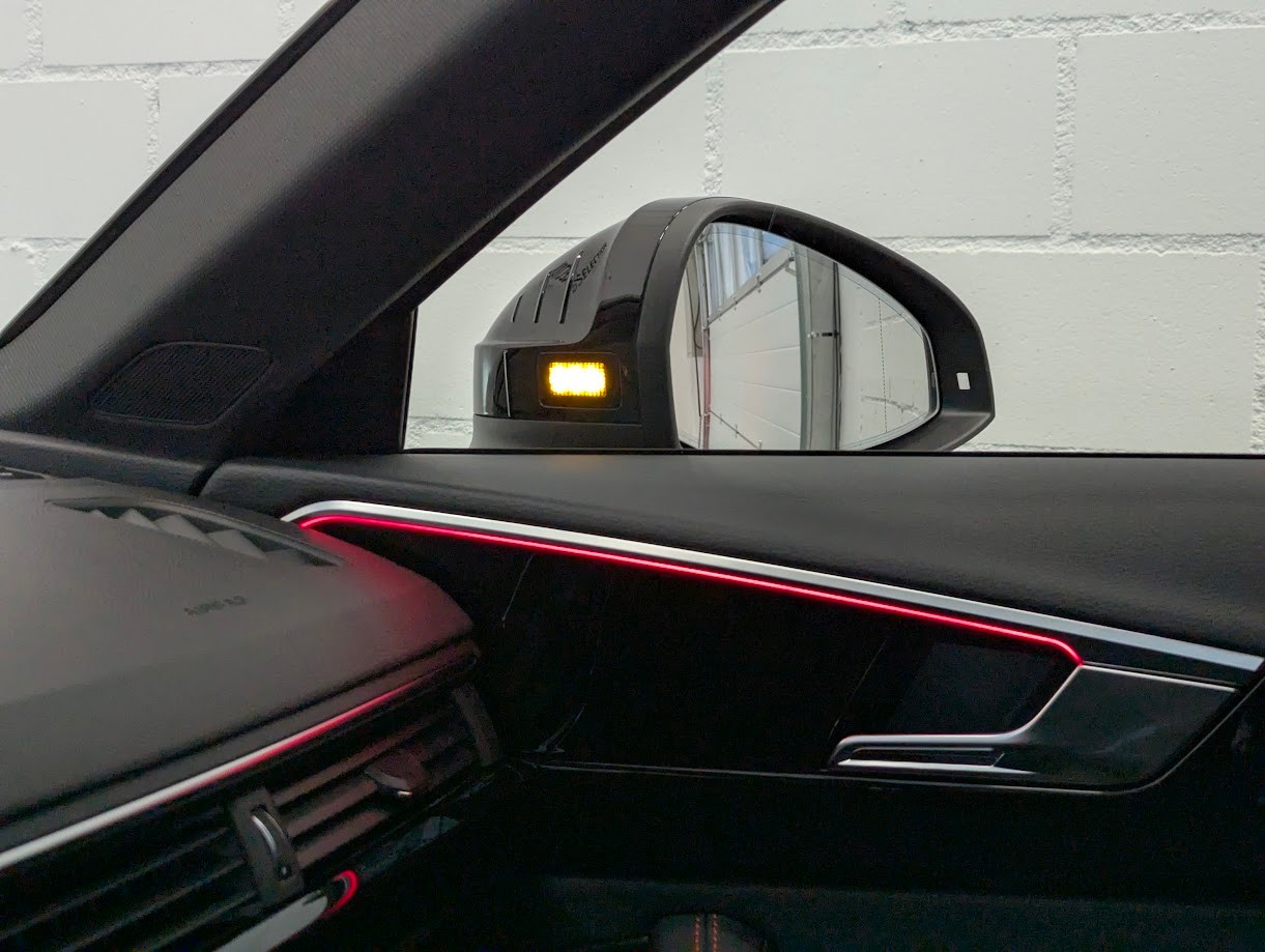 AUDI RS4 Avant 2.9 V6 TFSI quattro T-Tronic*FULL DYNAMIC BLACK-PACK+ DRC PANO HEAD-UP MASSAGE AGA 360CAM*-image-23