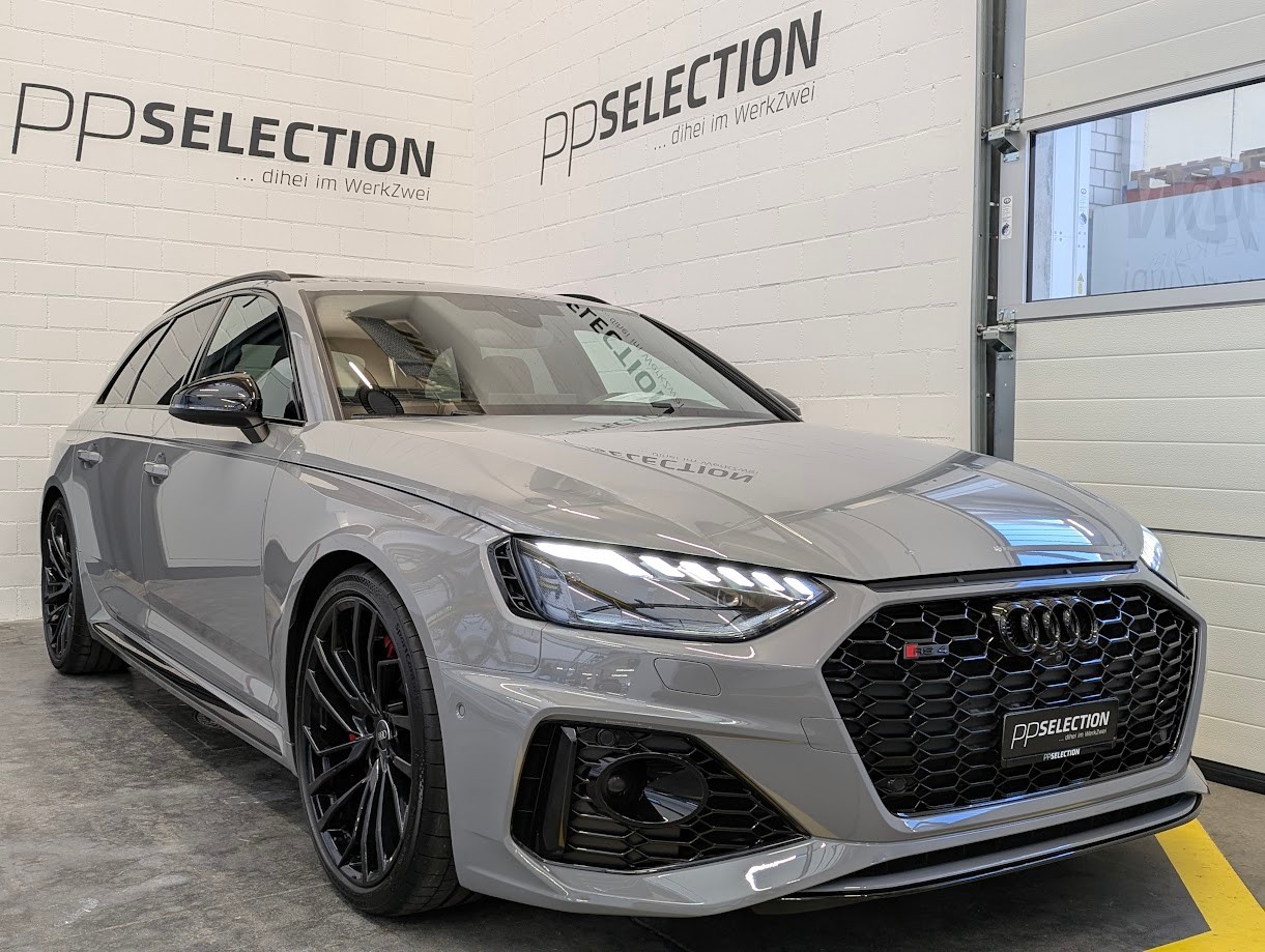 AUDI RS4 Avant 2.9 V6 TFSI quattro T-Tronic*FULL DYNAMIC BLACK-PACK+ DRC PANO HEAD-UP MASSAGE AGA 360CAM*