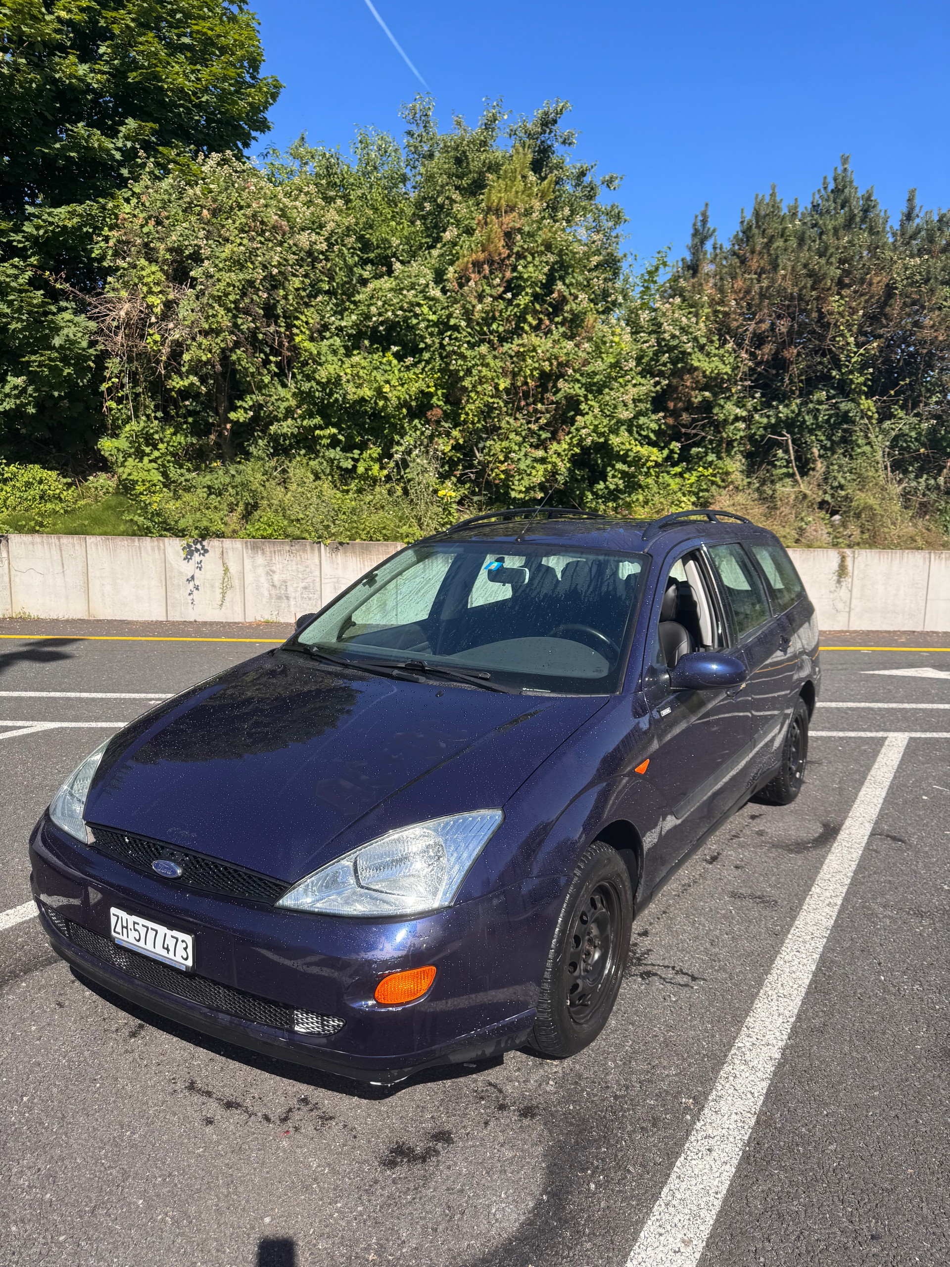 FORD 1.6i 16V Ambiente