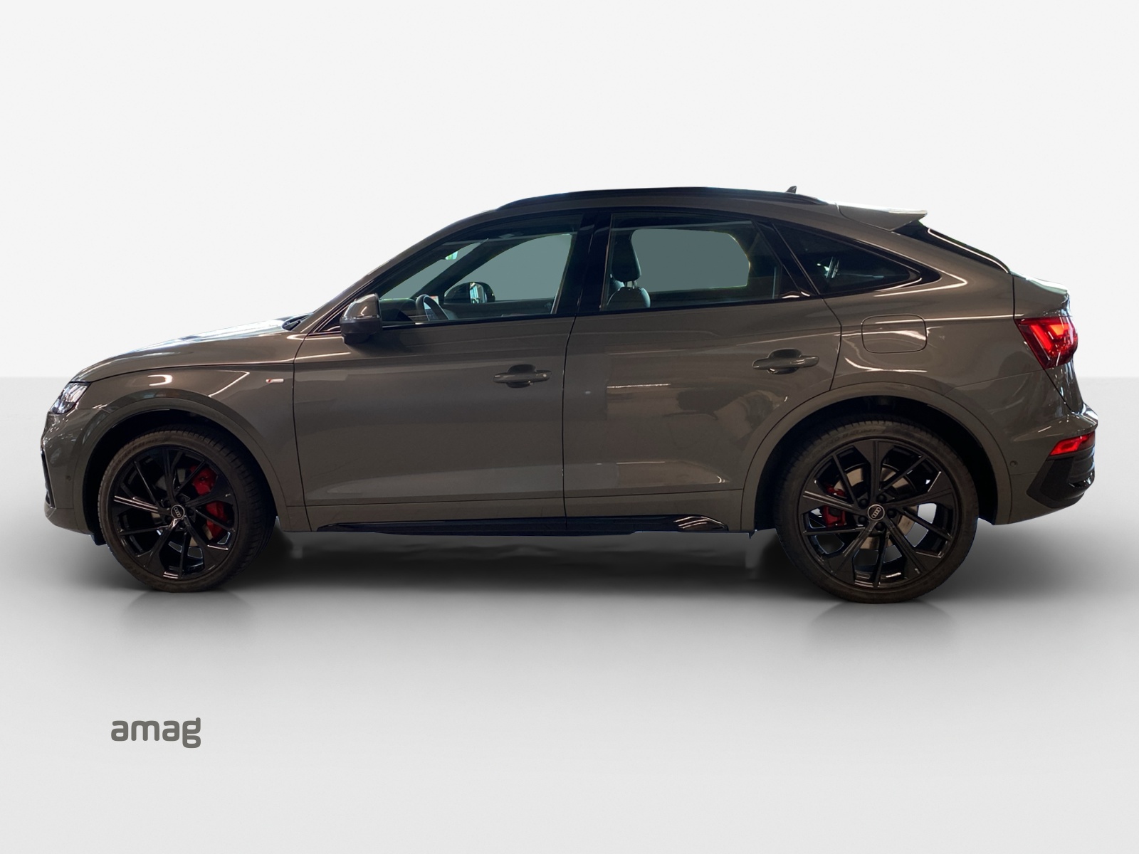 AUDI Q5 Sportback 50 TFSI e PHEV Black Edition quattro S-tronic-showroom-element-1