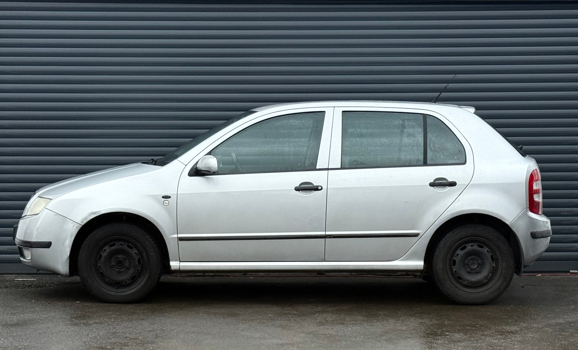 SKODA Fabia 1.4 16V Comfort Frisch ab MFk-image-7