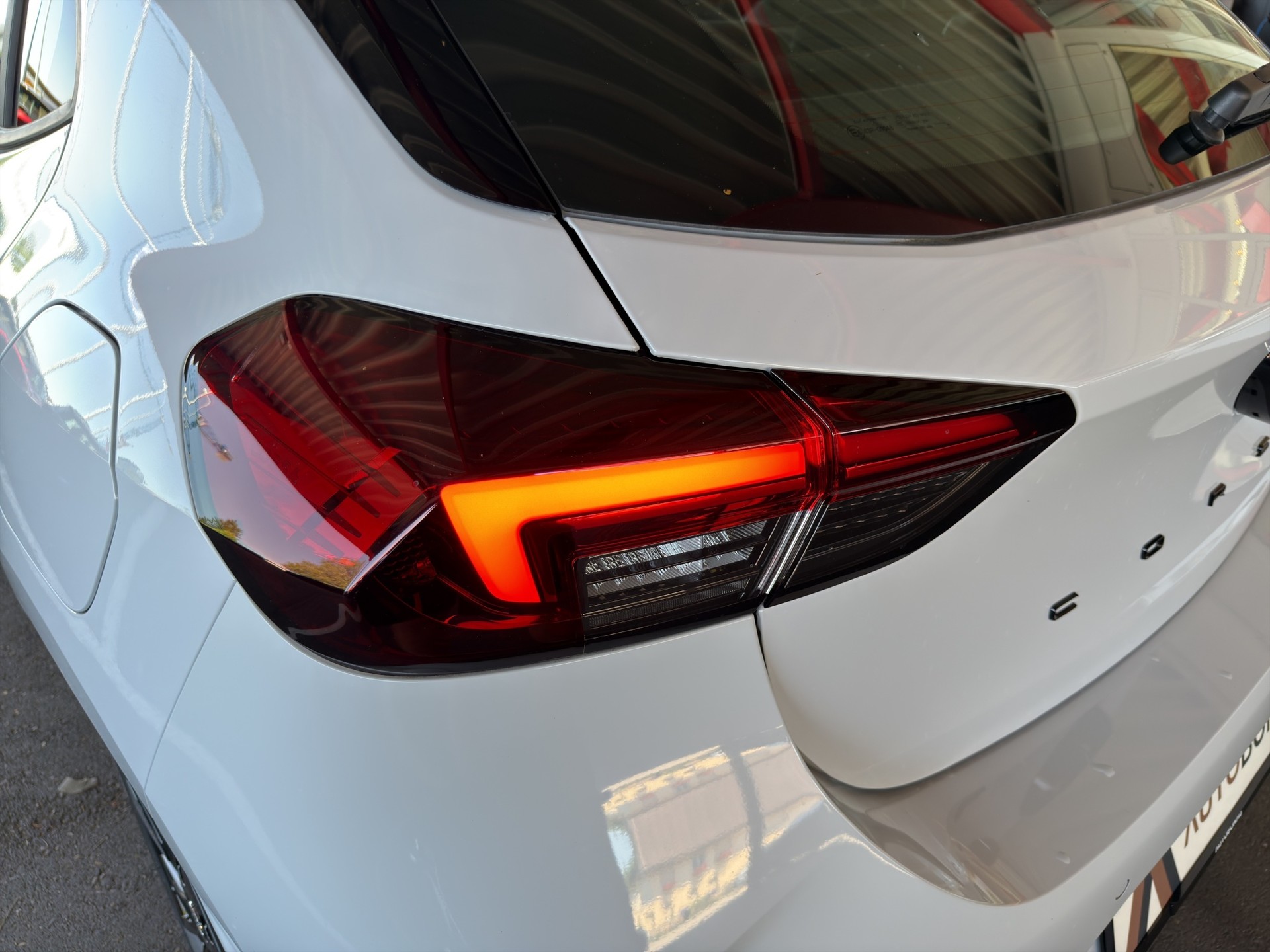 OPEL Corsa-e 156 GS Pack Komfort 3 Phaser-image-30