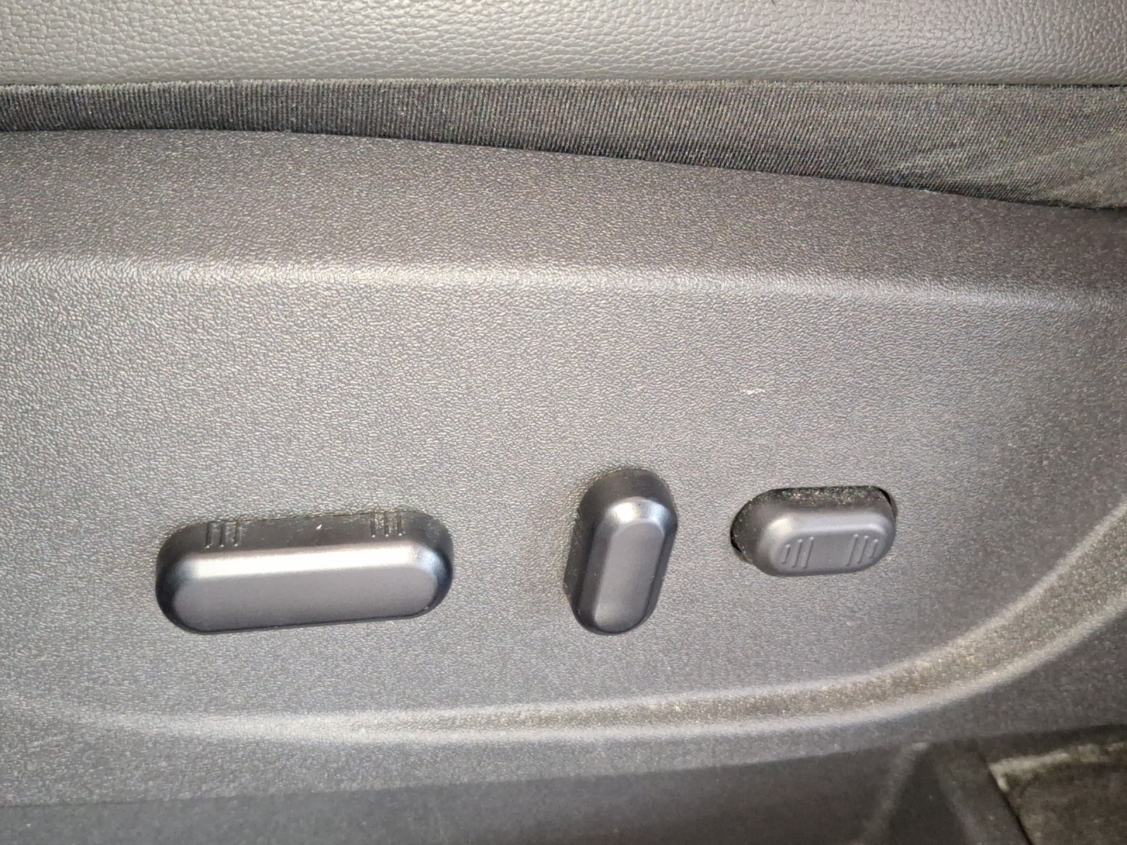 FORD Kuga 2.0 TDCi 150 ST-Line FPS-image-17