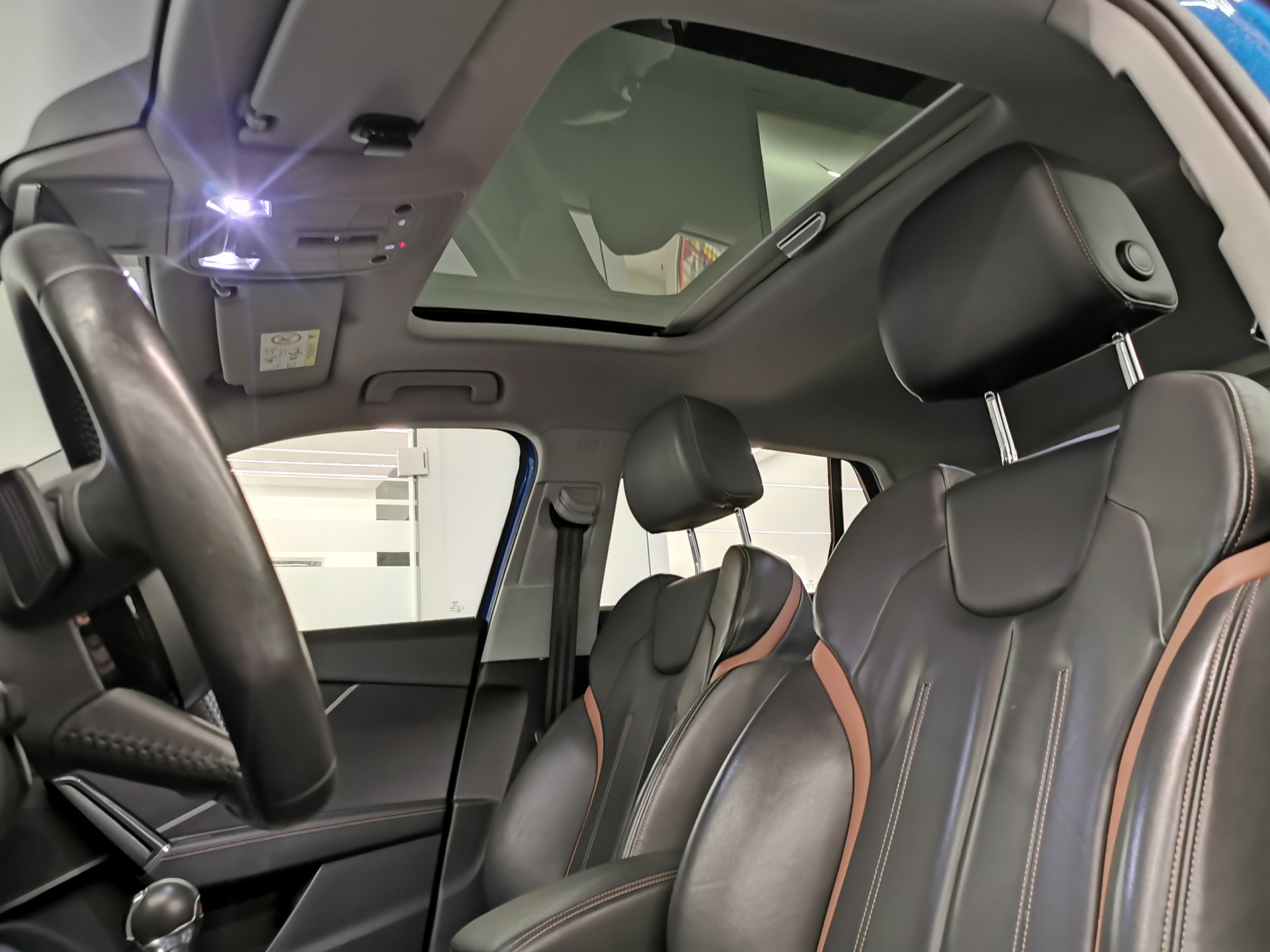 AUDI Q2 2.0 TDI AUDI EXCLUSIVE Edition # 1 quattro S-tronic NAPPA LEDER UNIKAT INDIVIDUAL AUSSTATTUNG PANO EL. HECKKLAPPE B&O S-LINE-image-9