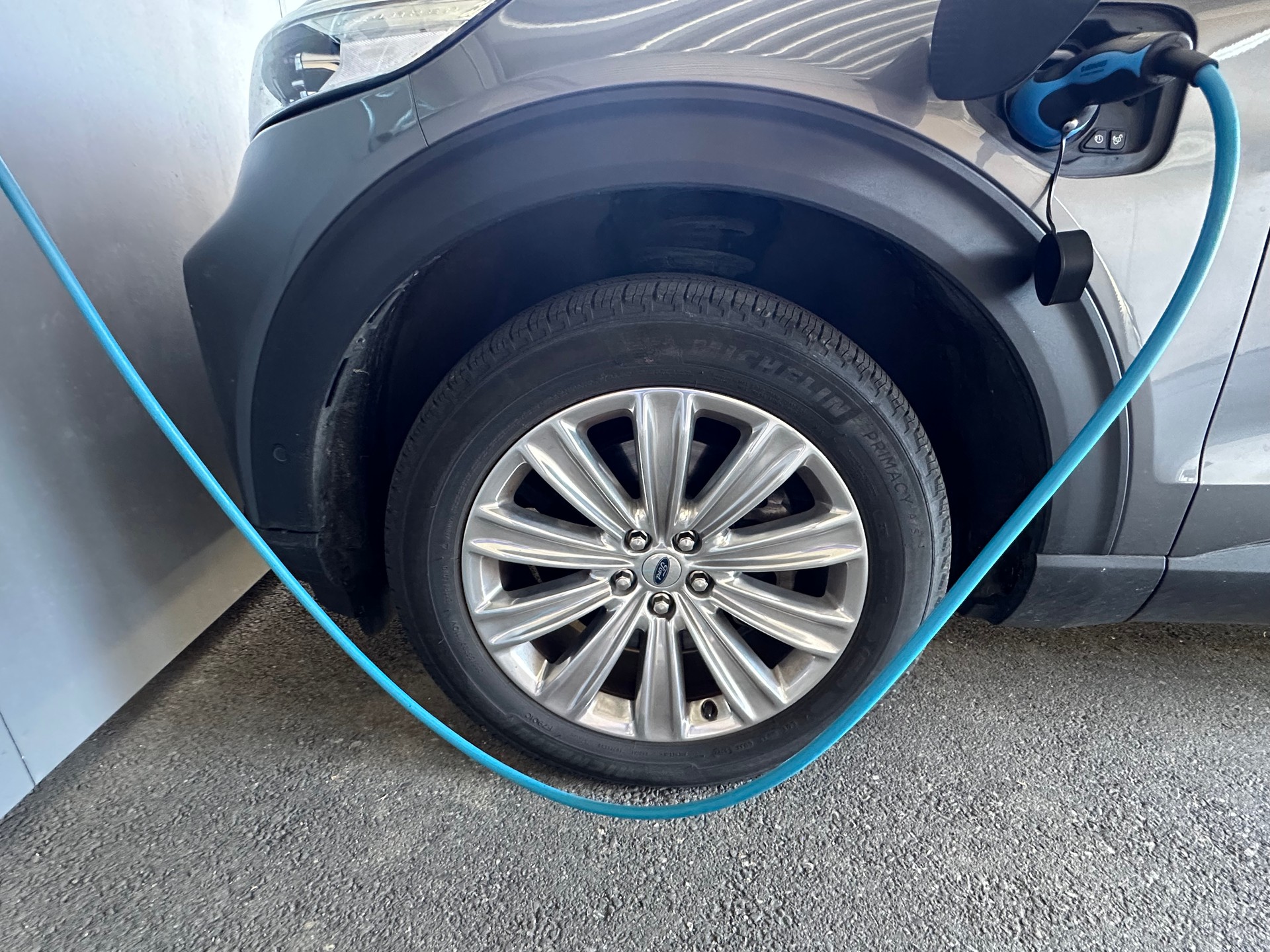 FORD 3.0 V6 Plug-in Hybrid Platinum-image-11