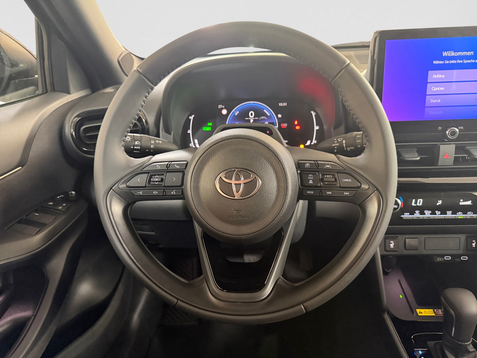 TOYOTA Yaris Cross 1.5 HEV Style-image-12