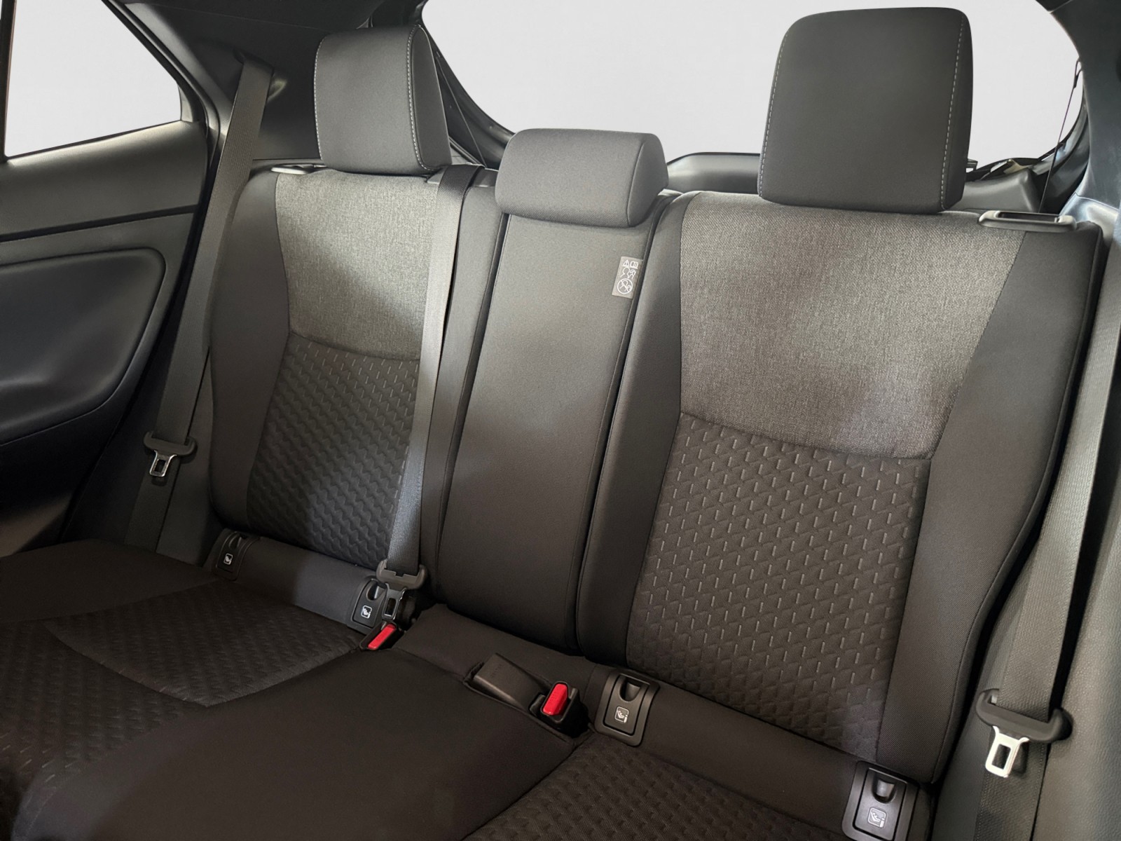 TOYOTA Yaris Cross 1.5 HEV Style-image-15