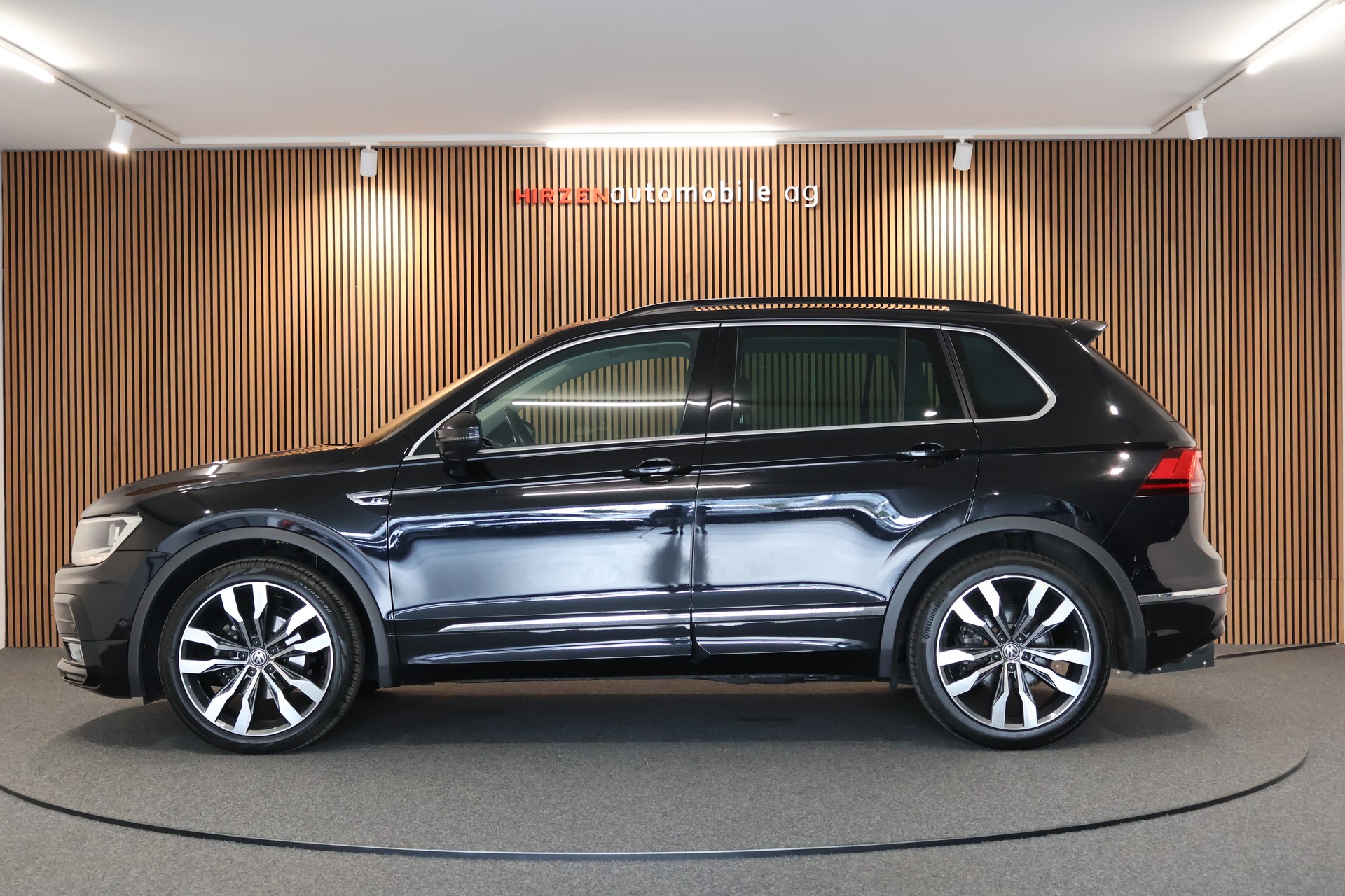 VW Tiguan 1.4TSI Comfortline 4Motion-showroom-element-1